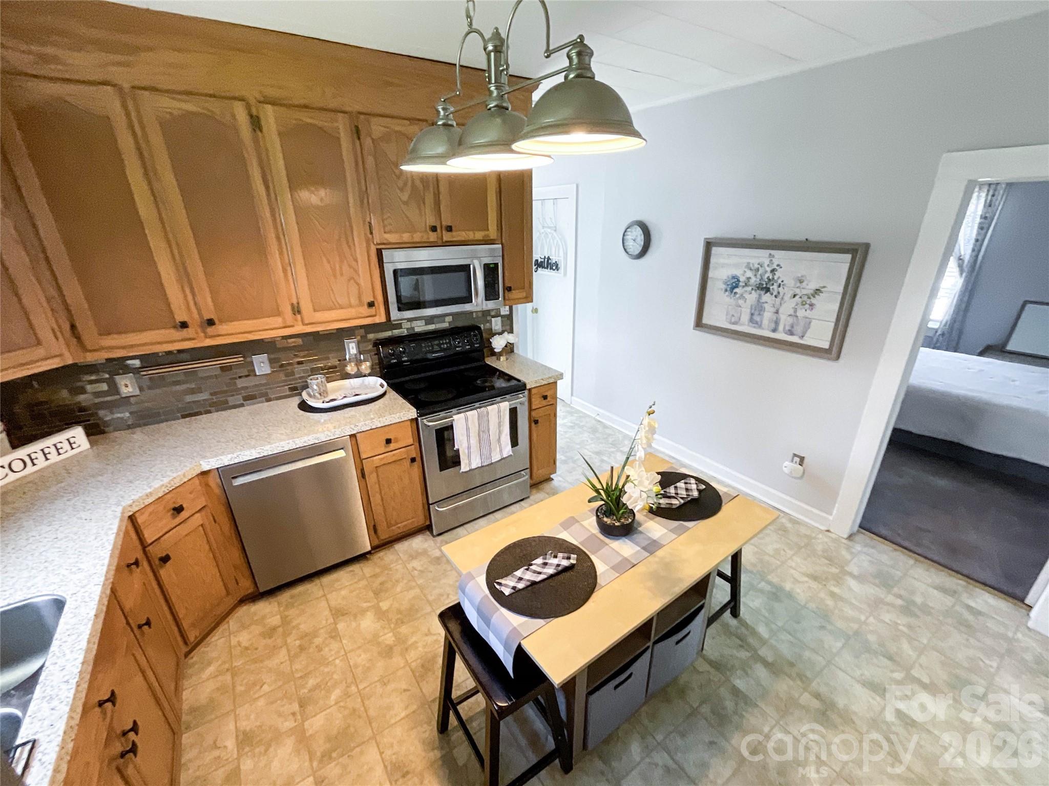 1616 Perfection Avenue #10 — Belmont