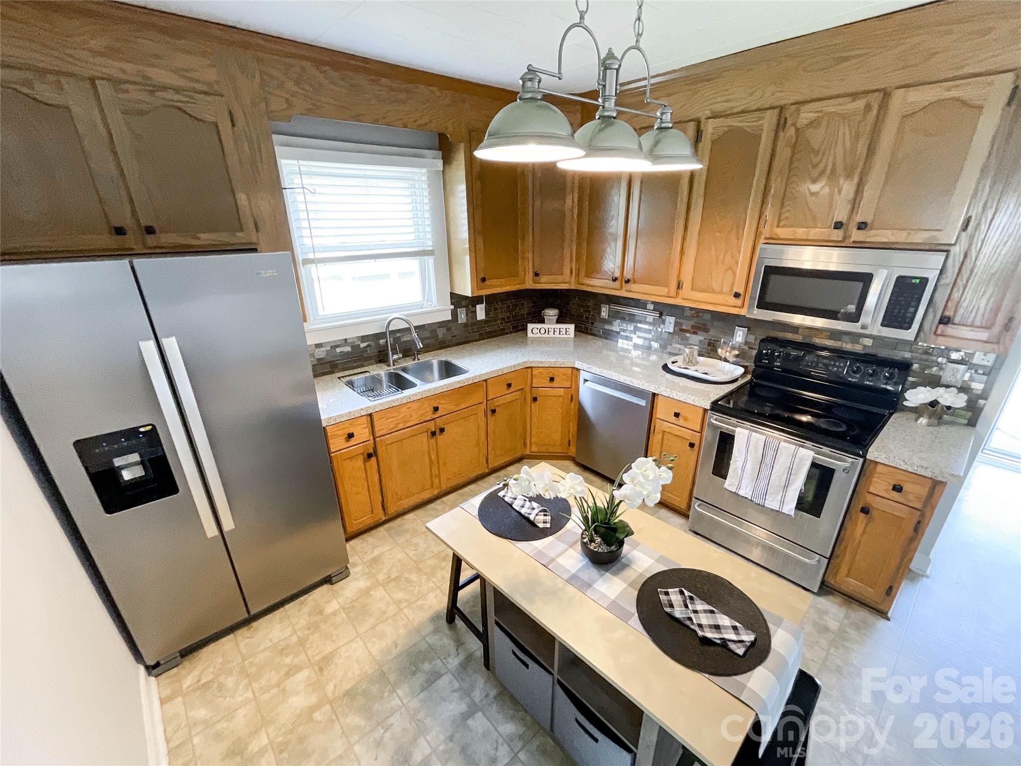 1616 Perfection Avenue #10 — Belmont