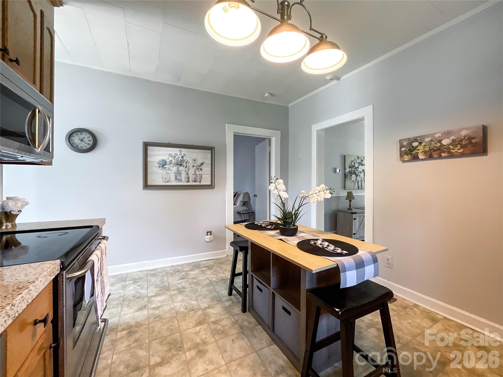 1616 Perfection Avenue #10 — Belmont