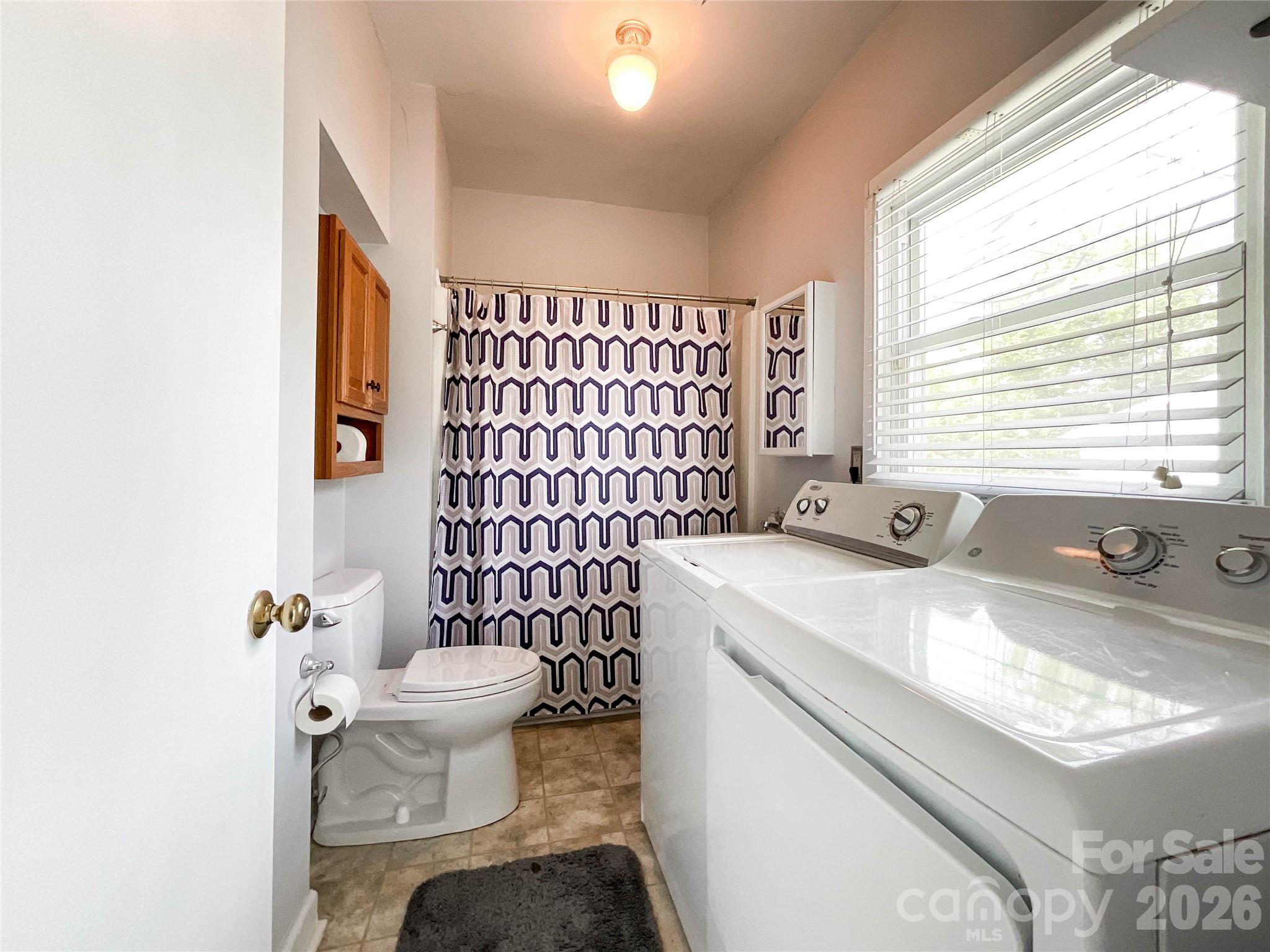 1616 Perfection Avenue #10 — Belmont