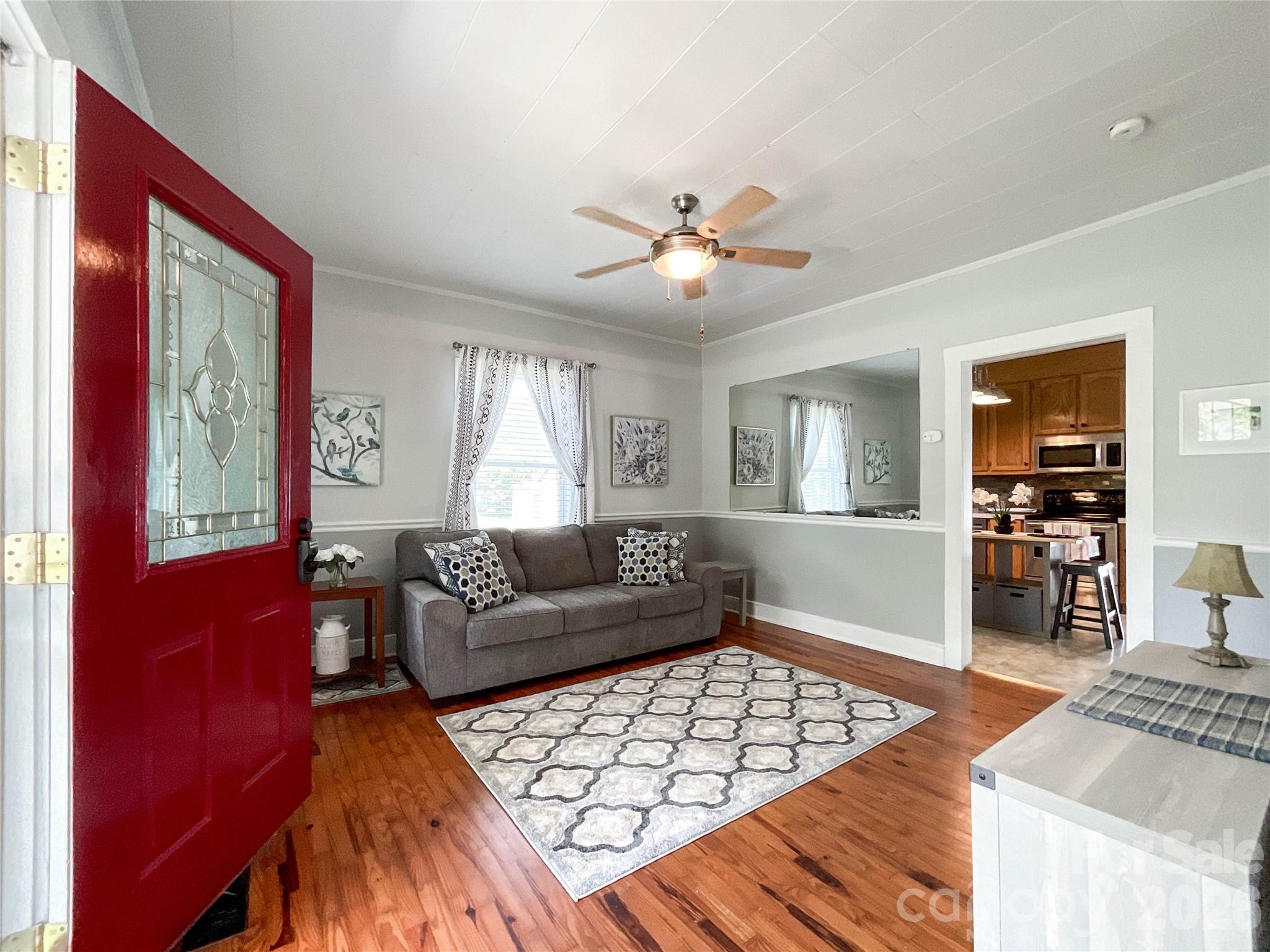 1616 Perfection Avenue #10 — Belmont