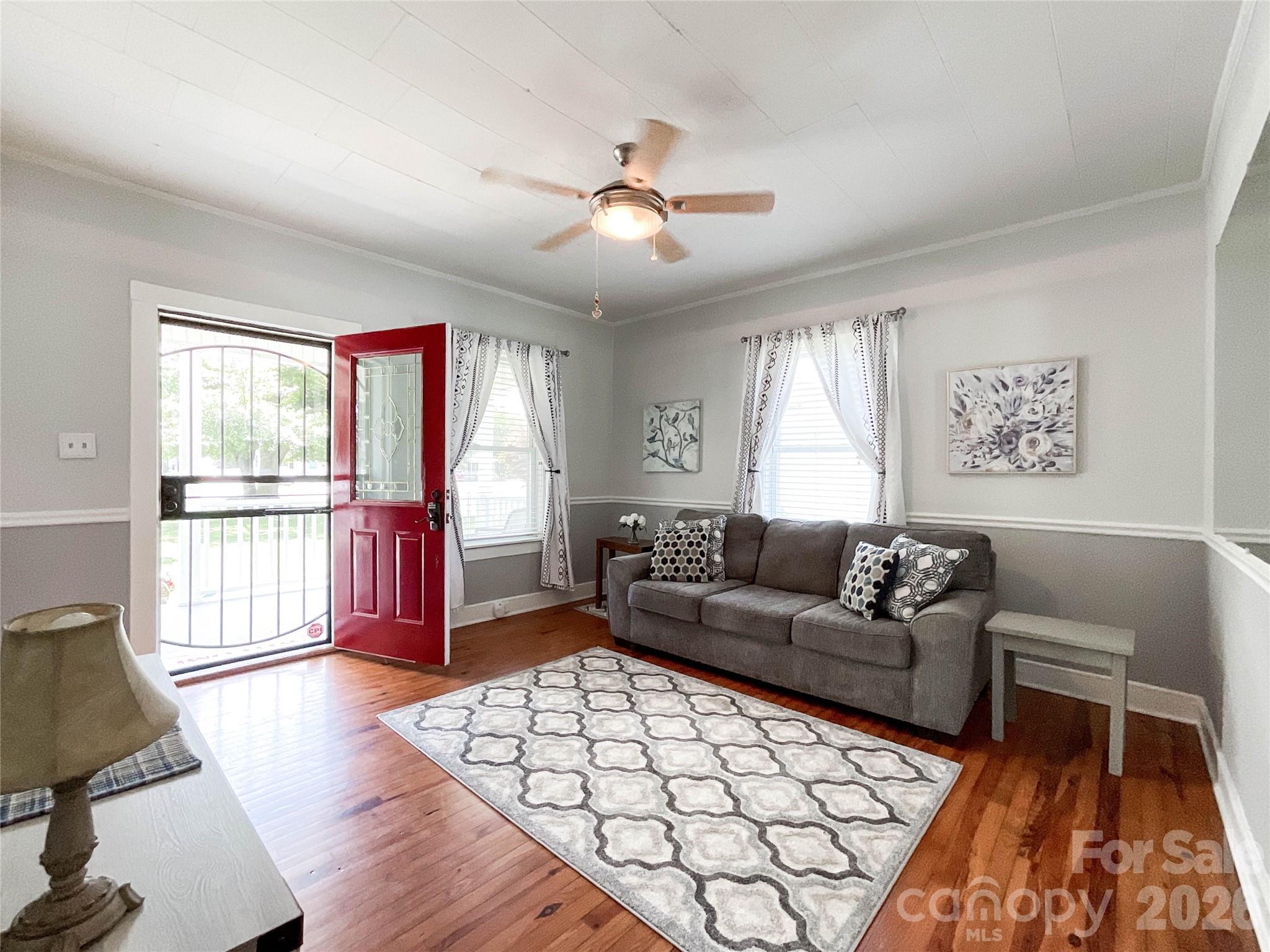 1616 Perfection Avenue #10 — Belmont