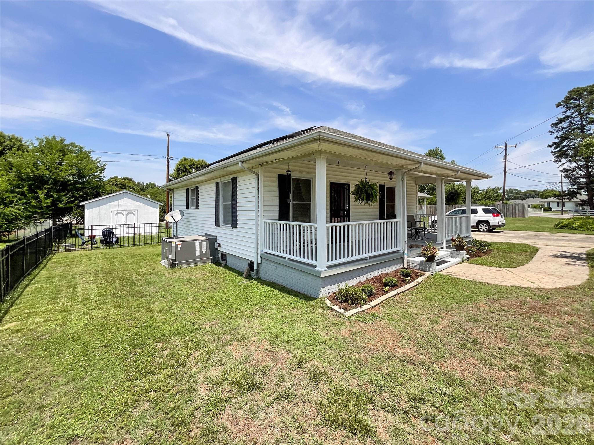 1616 Perfection Avenue #10 — Belmont