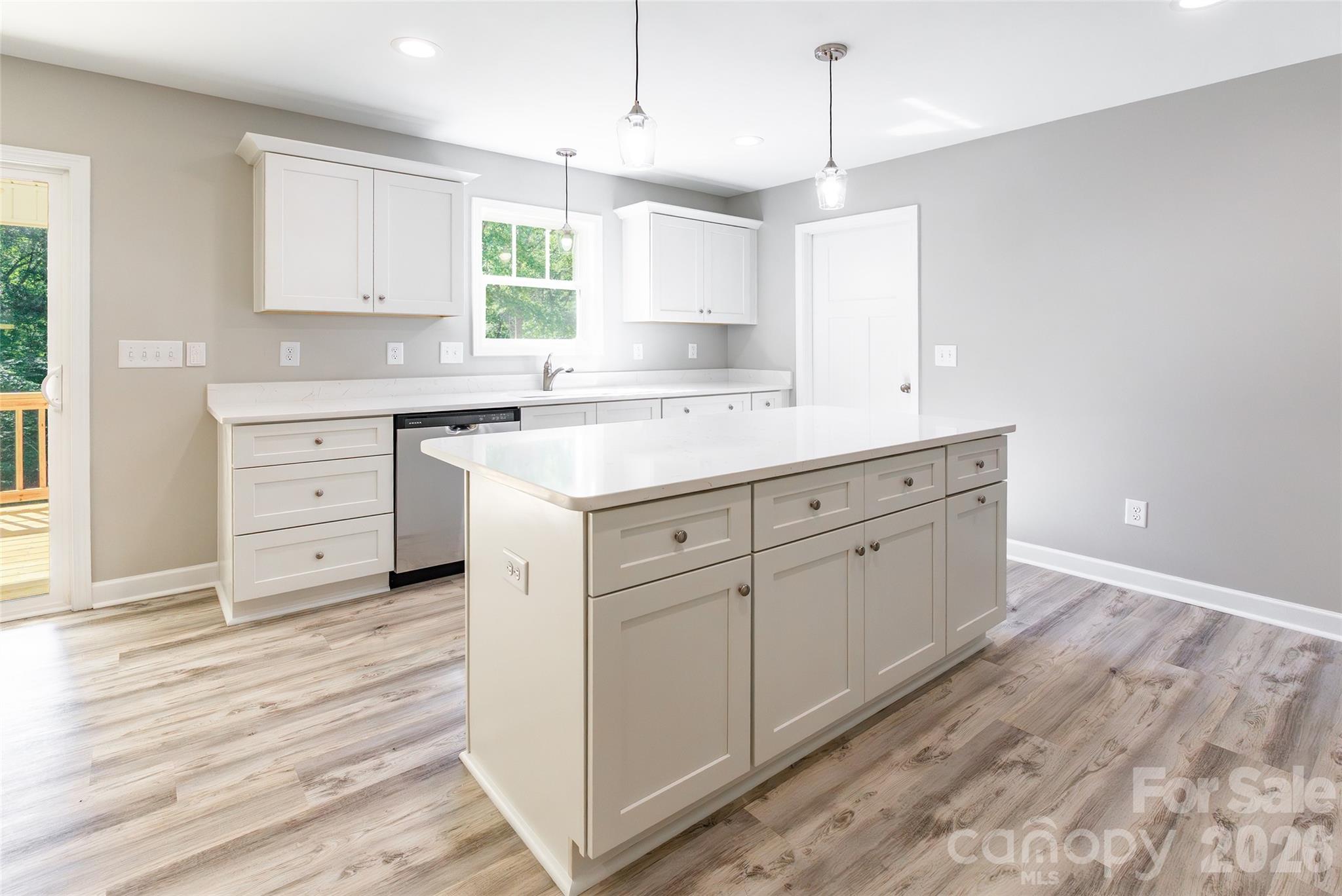 1630 Riddle Road — Clover