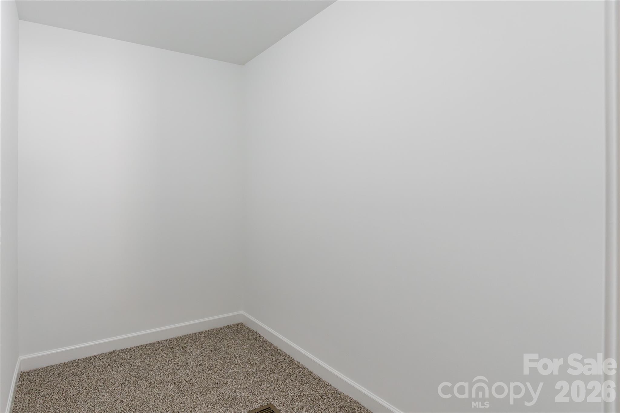 1630 Riddle Road — Clover