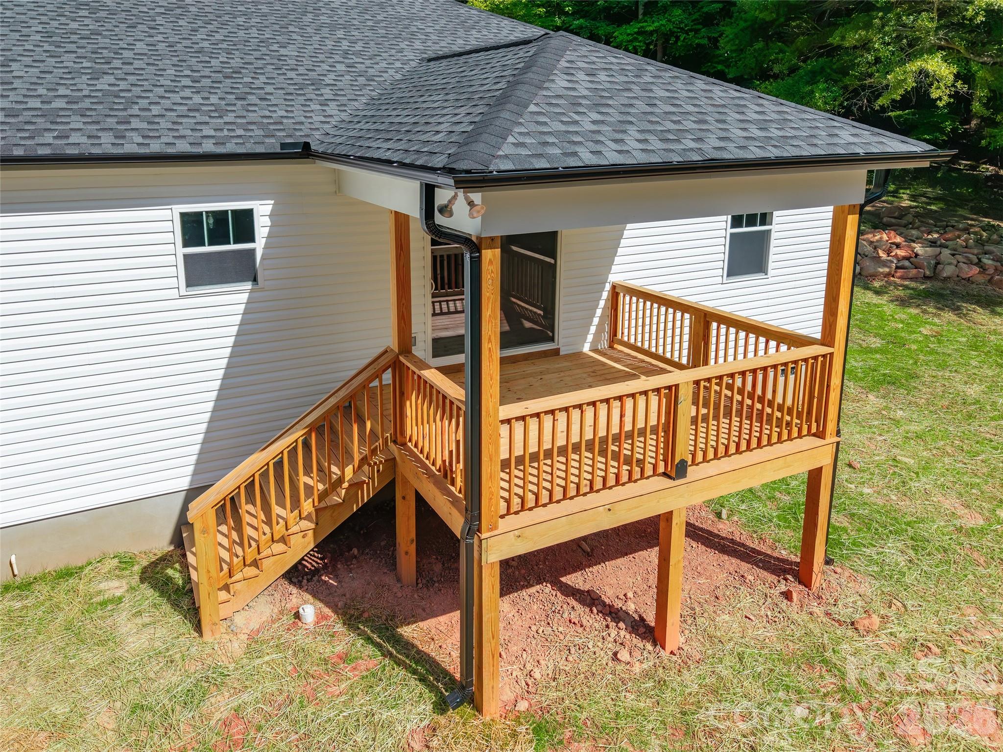 1630 Riddle Road — Clover