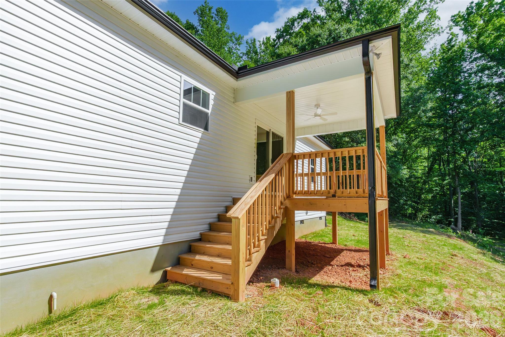 1630 Riddle Road — Clover