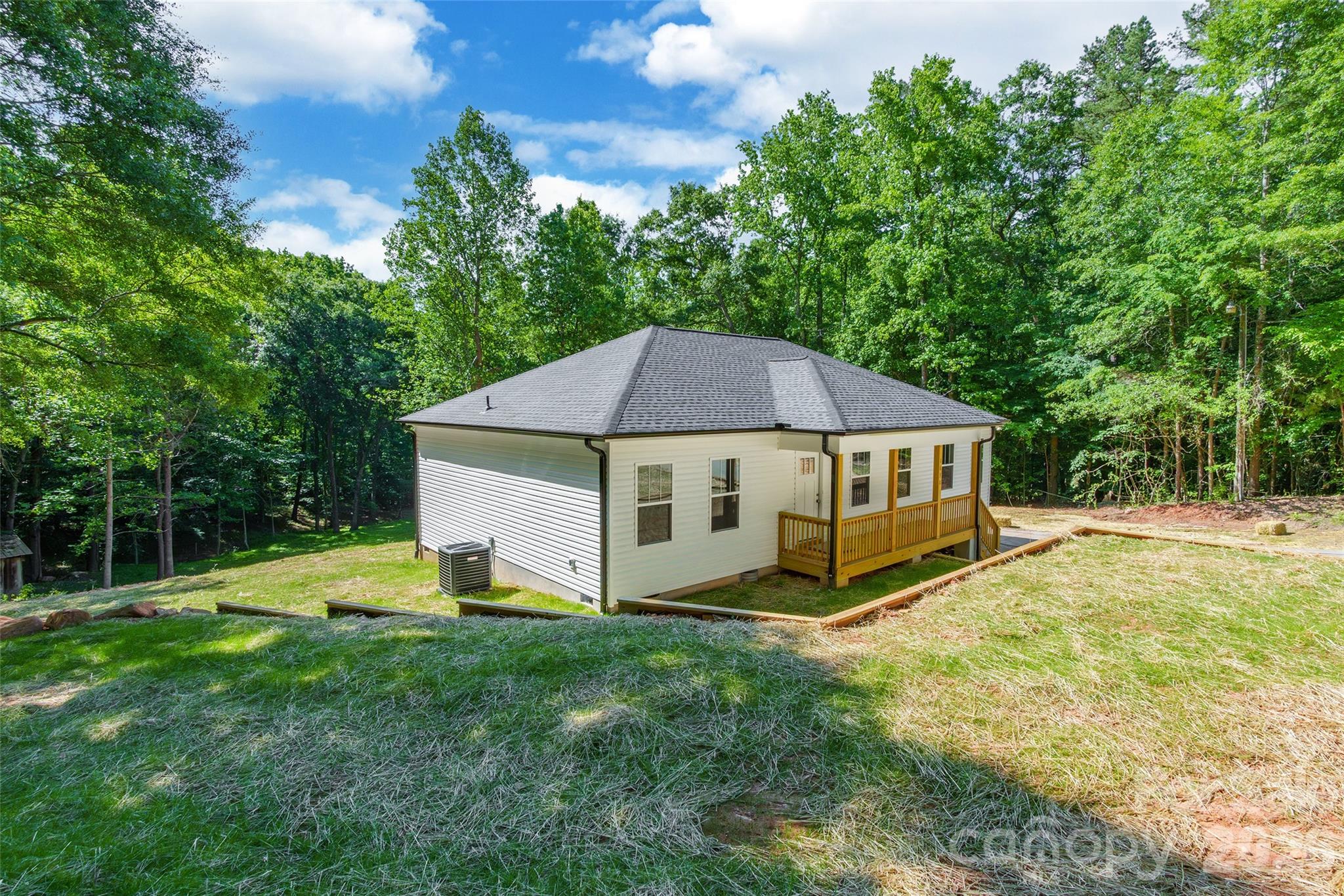 1630 Riddle Road — Clover