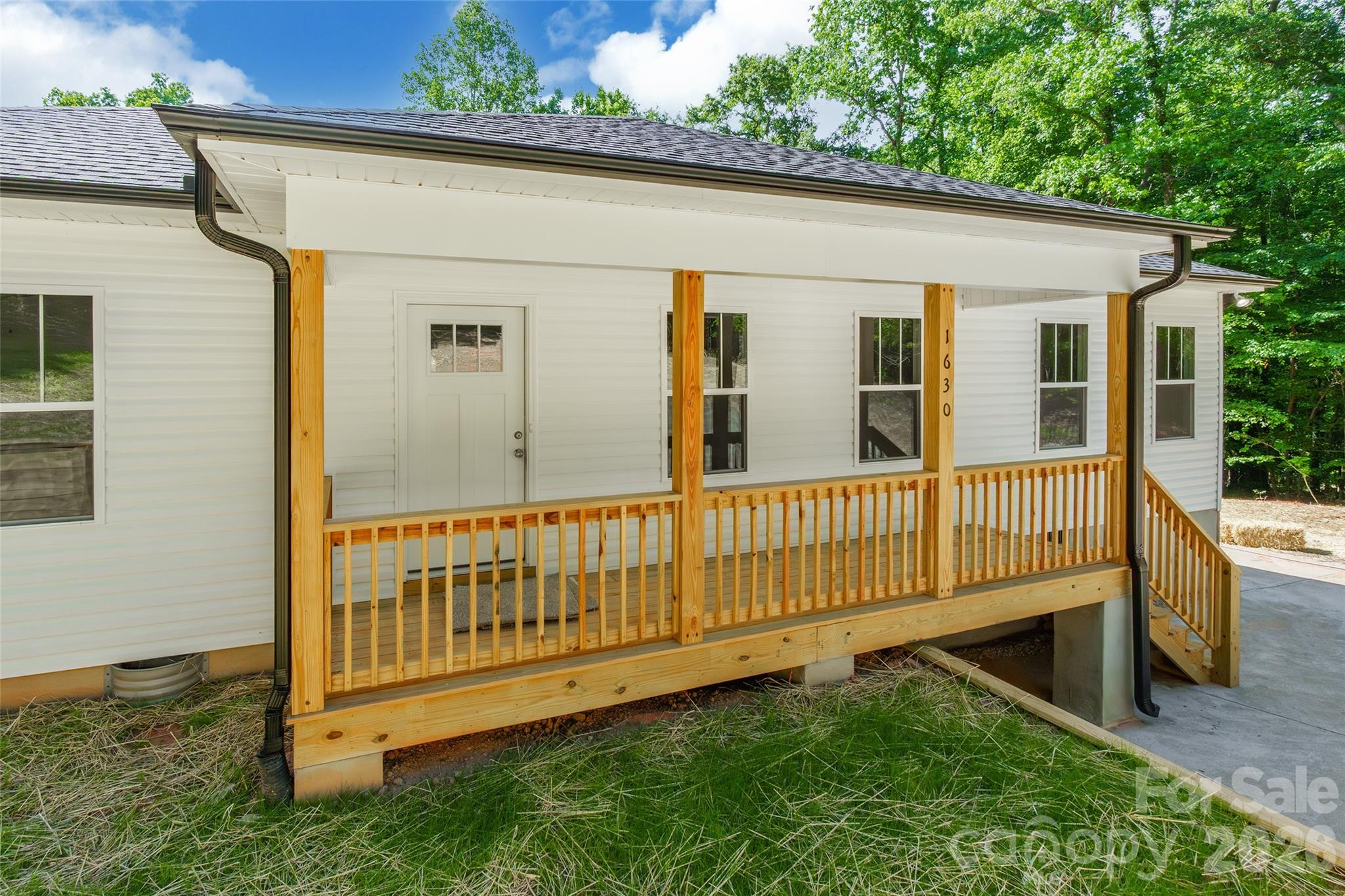 1630 Riddle Road — Clover