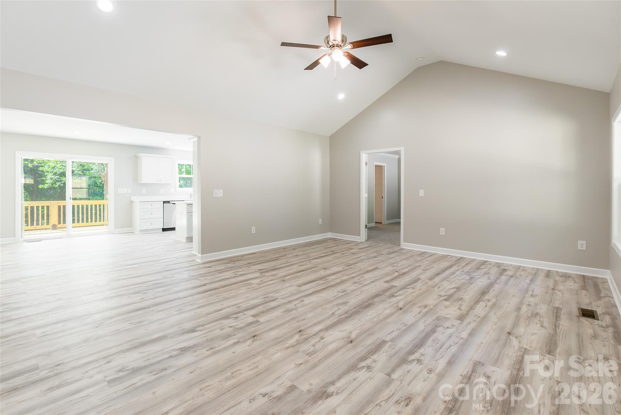 1630 Riddle Road — Clover