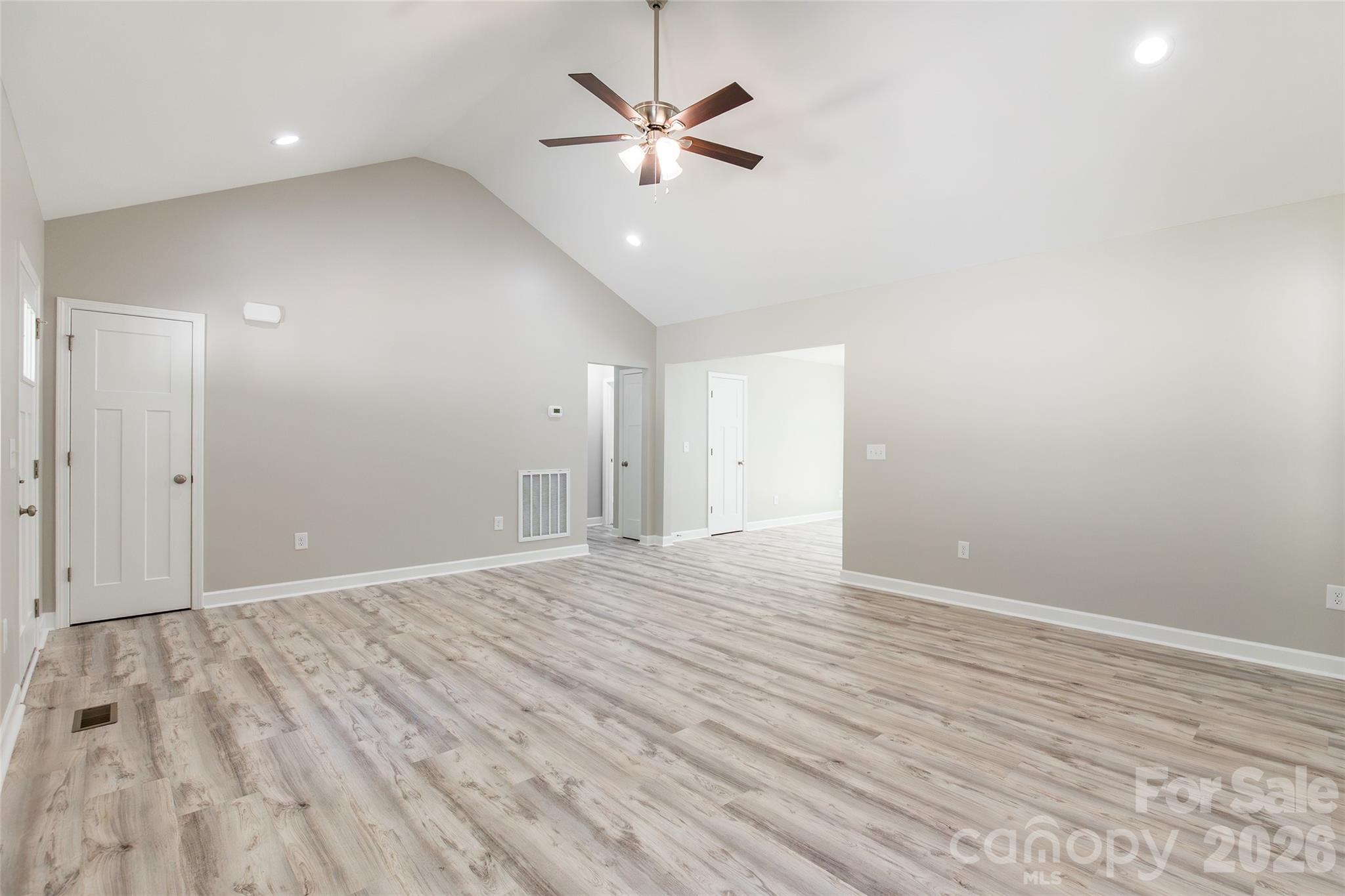 1630 Riddle Road — Clover