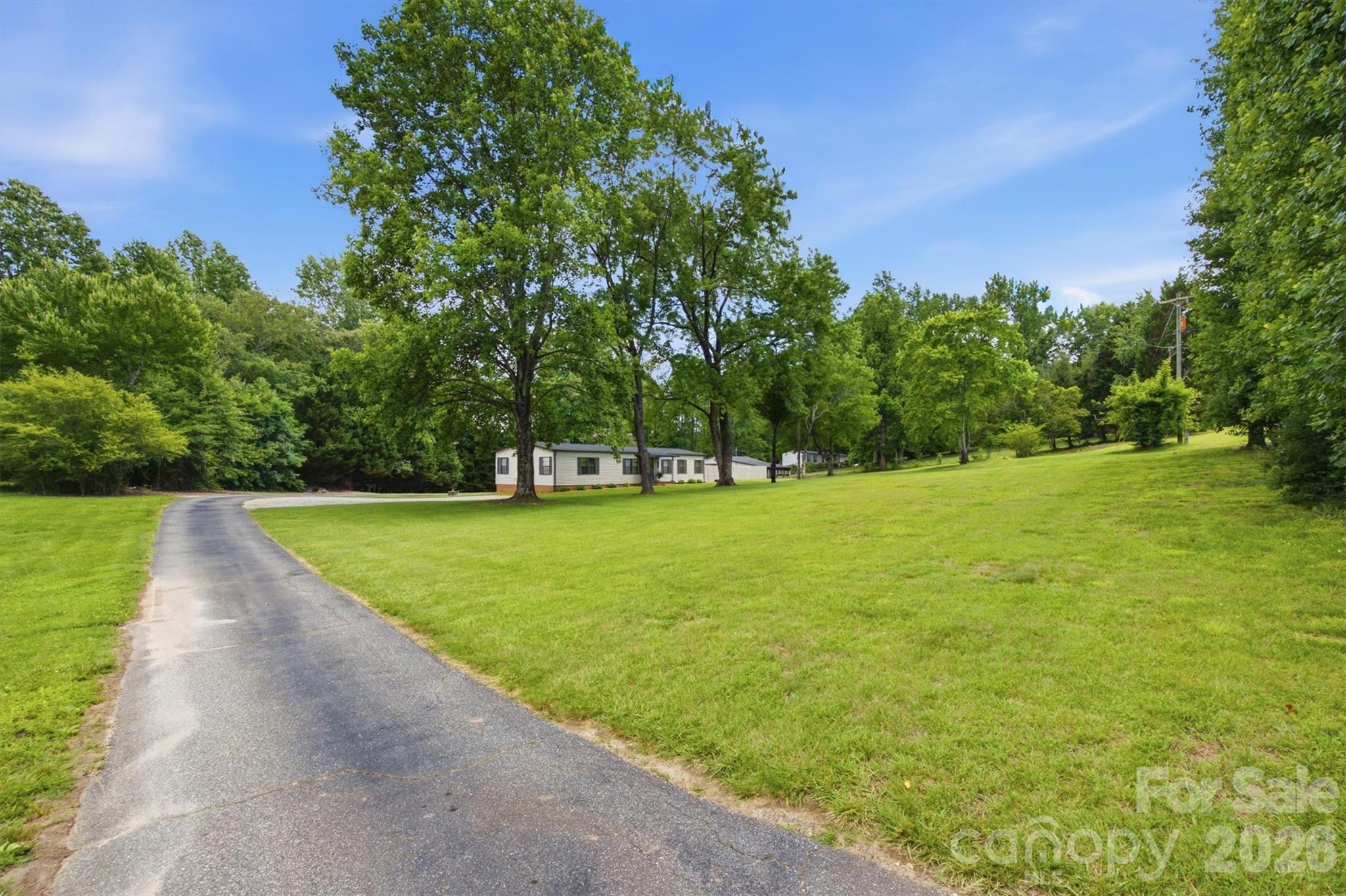 2733 Powell Drive Extension — Valdese