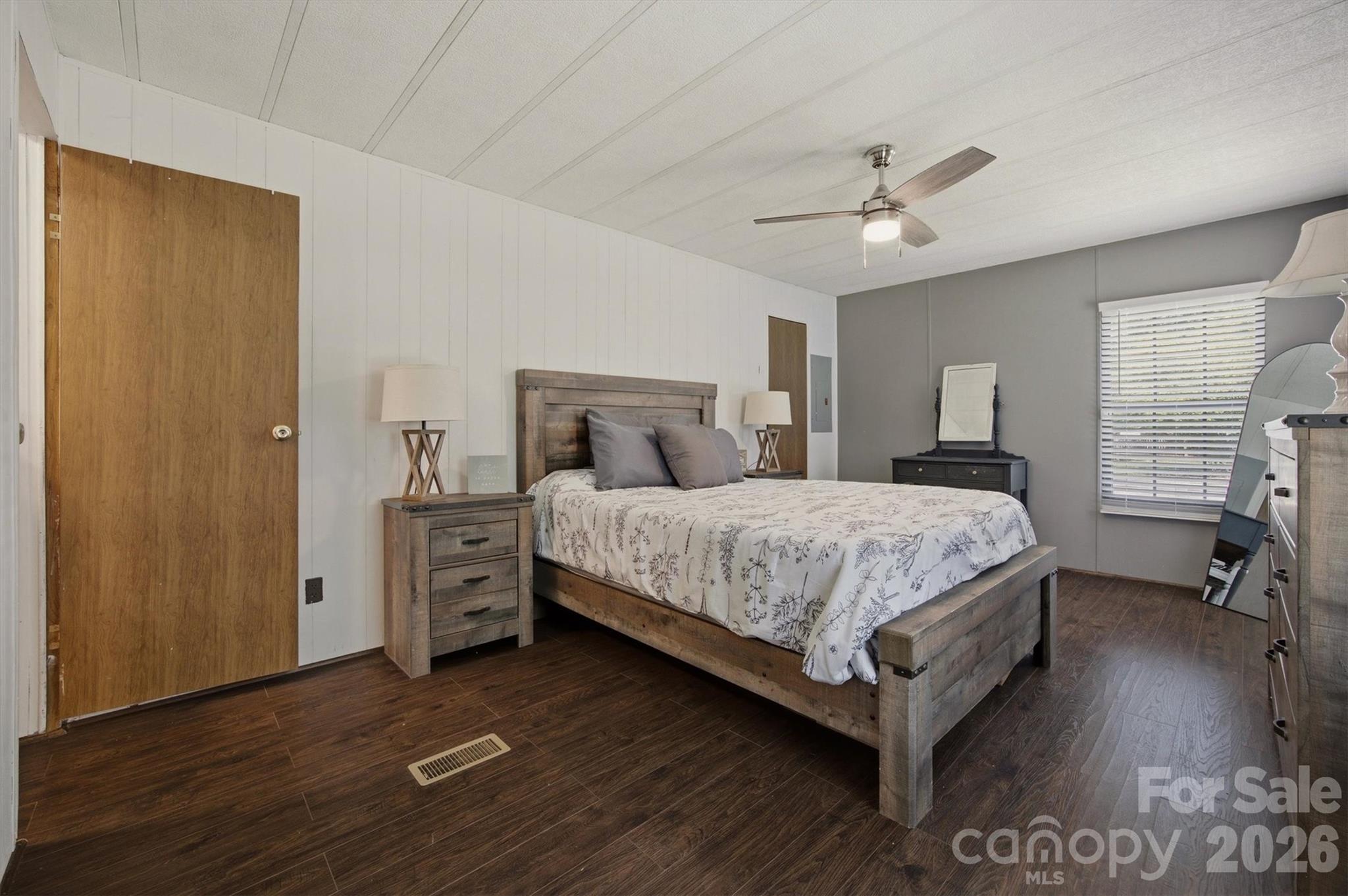 2733 Powell Drive Extension — Valdese