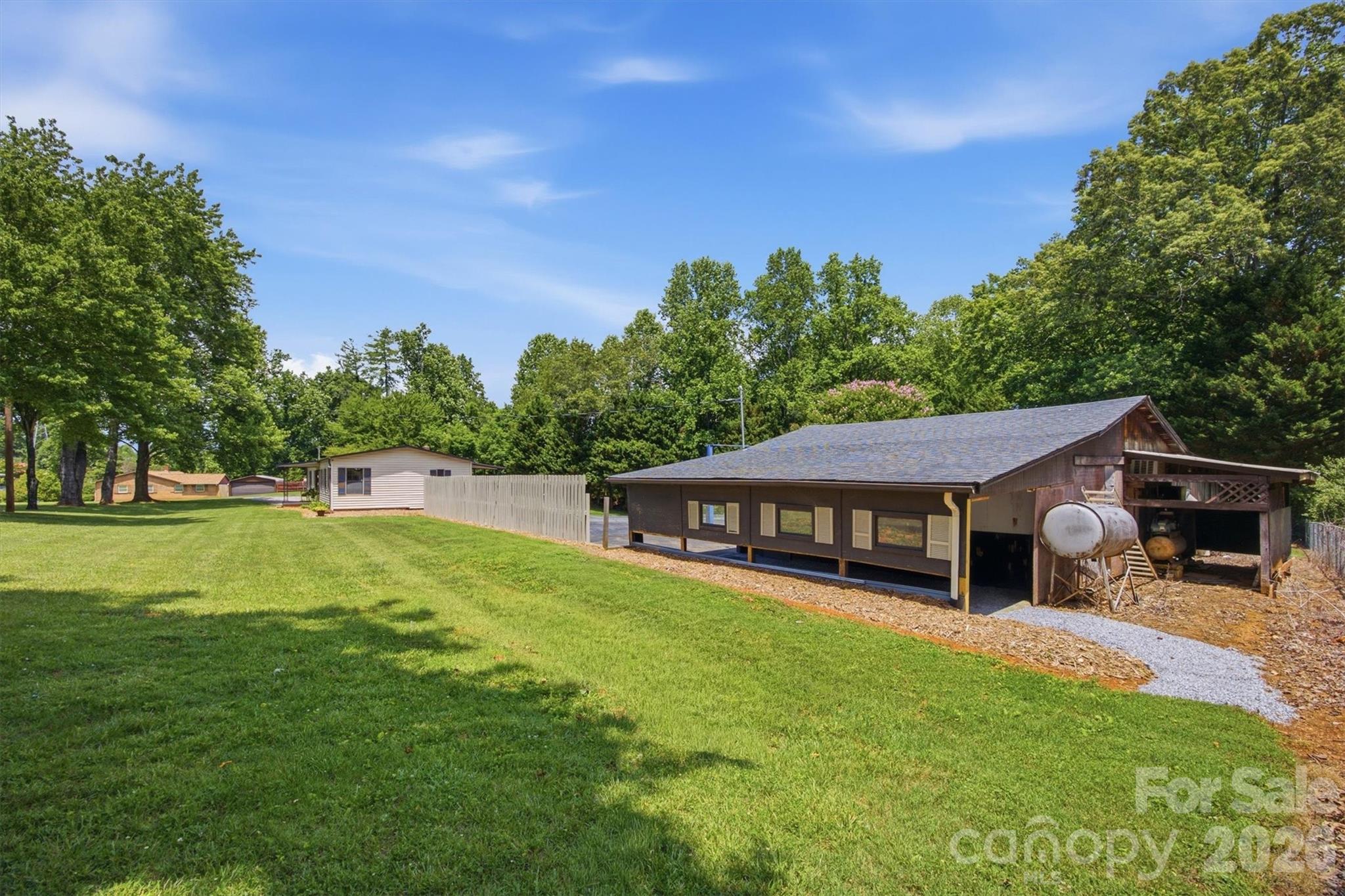 2733 Powell Drive Extension — Valdese