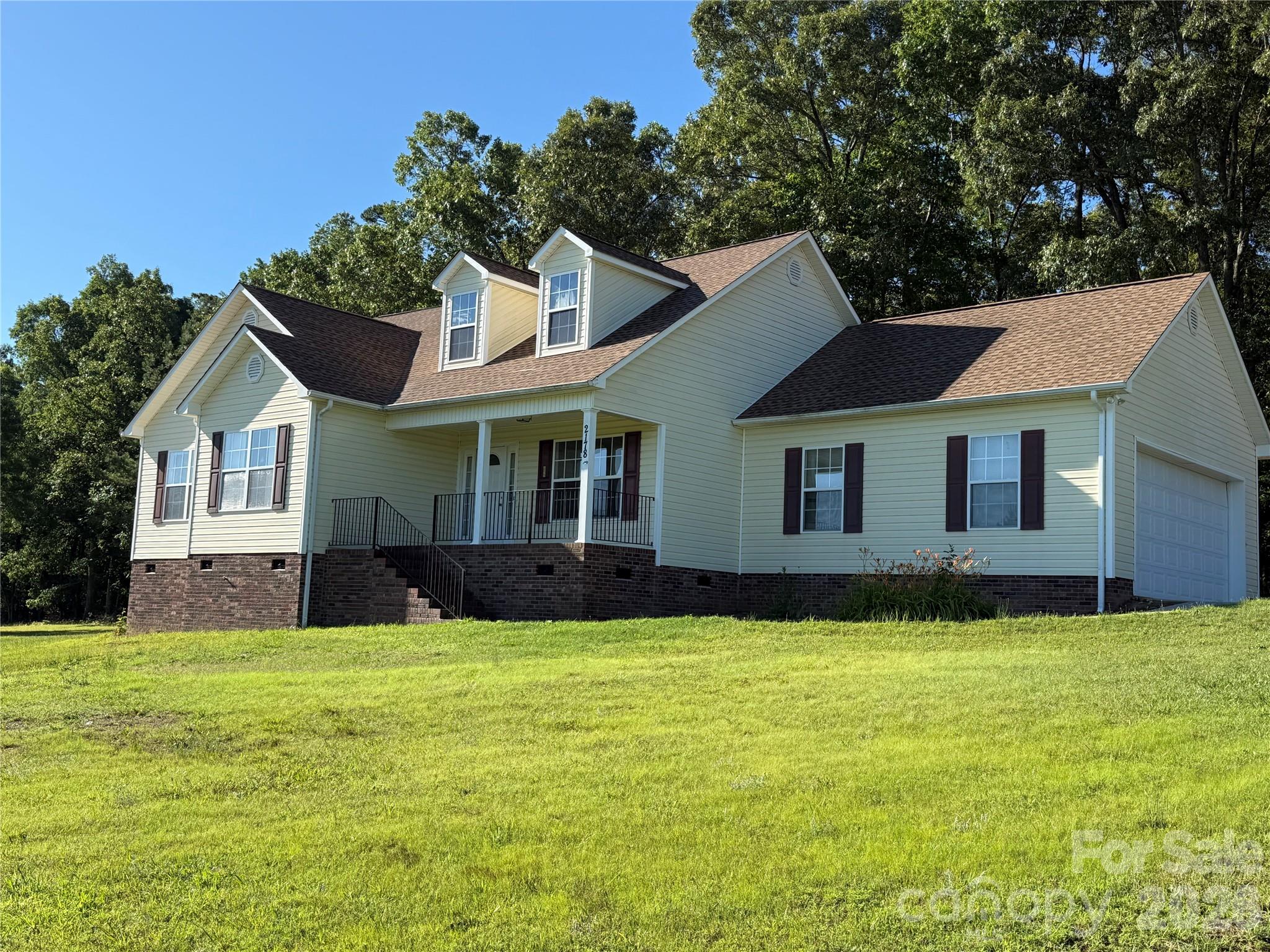2178 Ixoria Road #6 — Lancaster