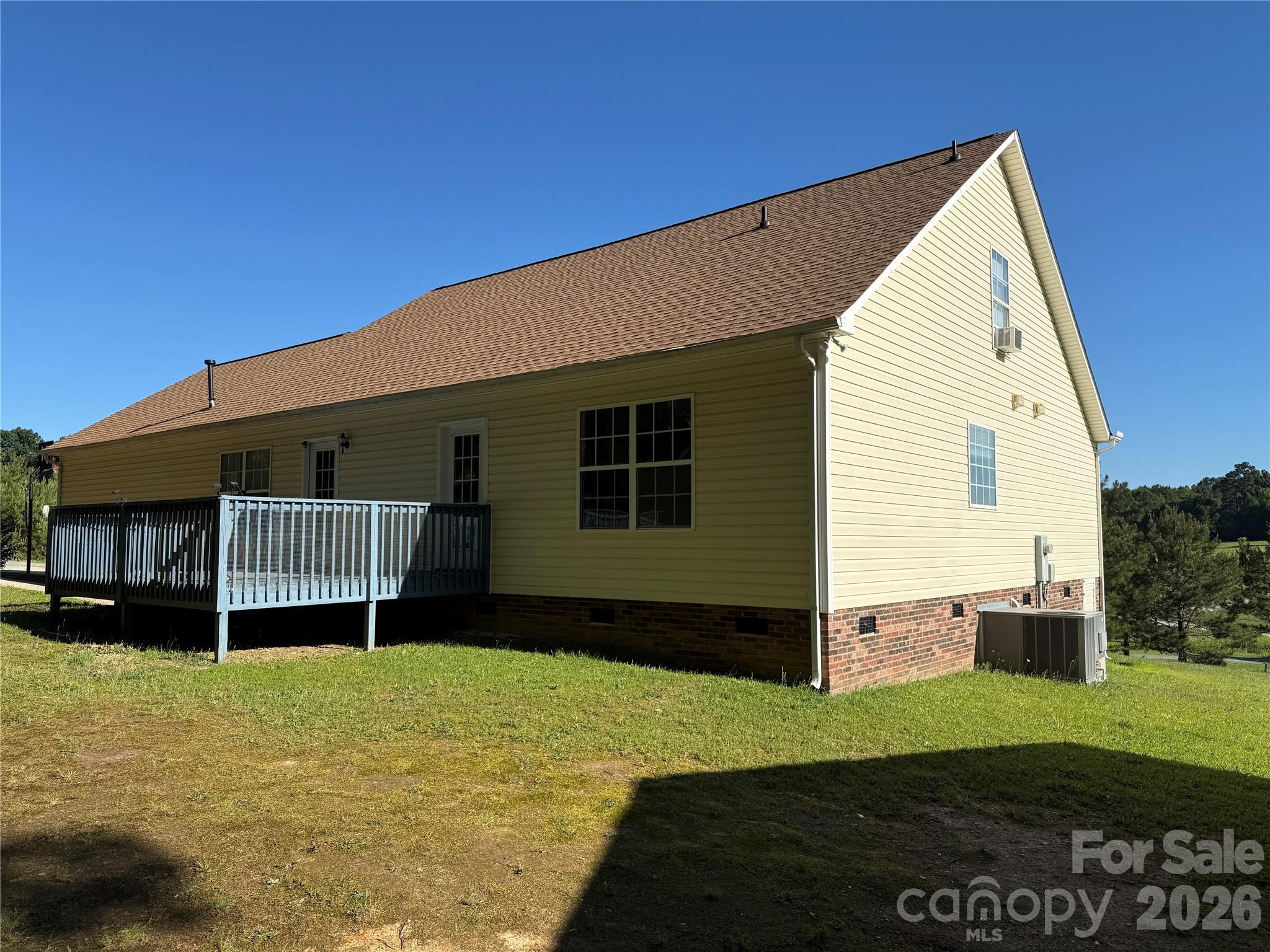 2178 Ixoria Road #6 — Lancaster