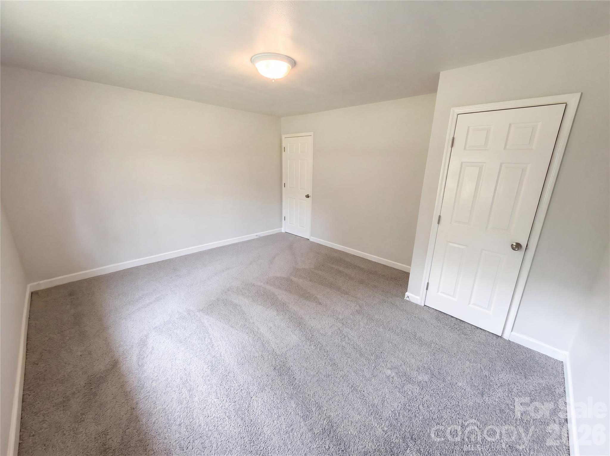 565 Rutledge Drive — Catawba