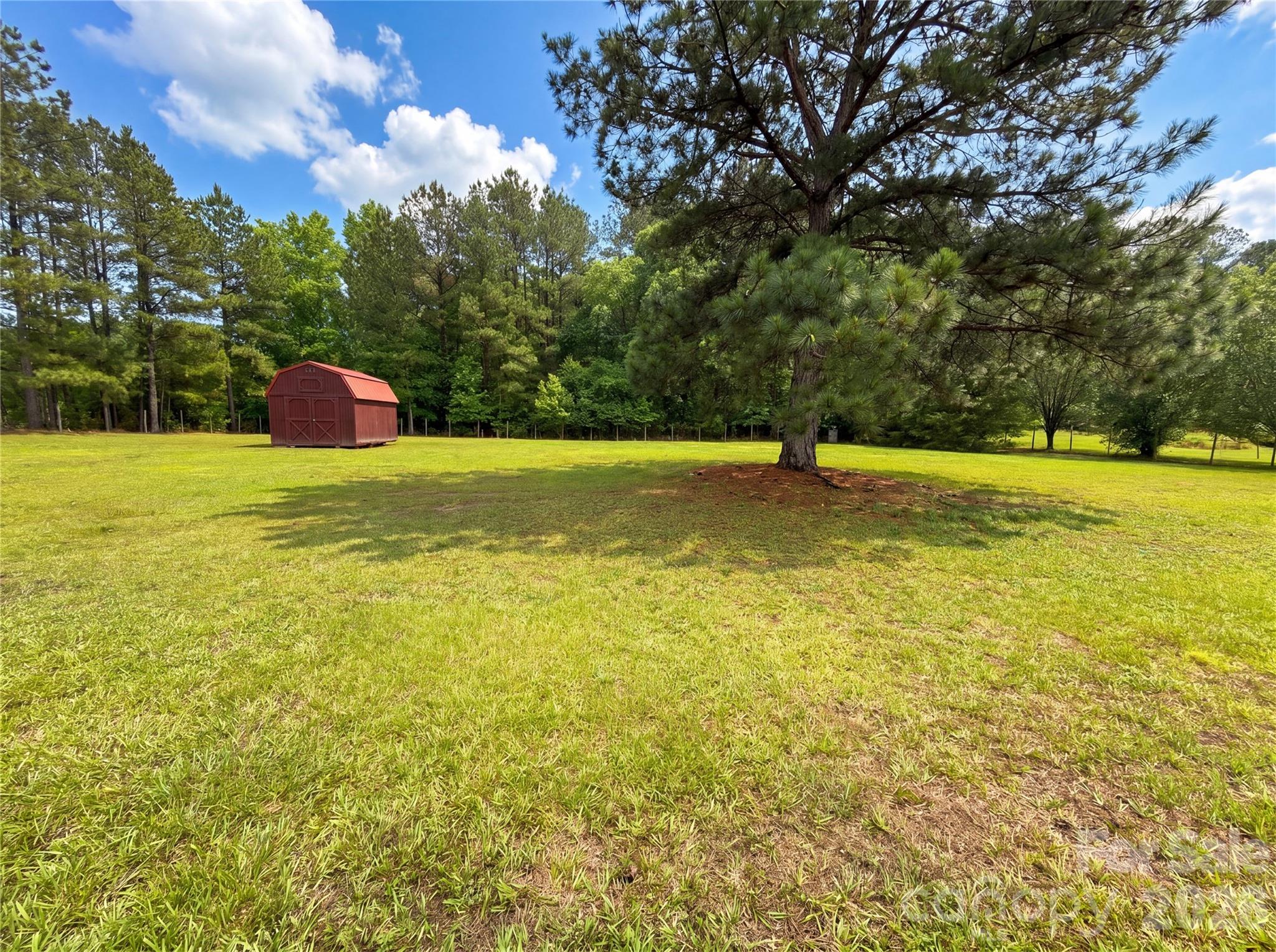 565 Rutledge Drive — Catawba
