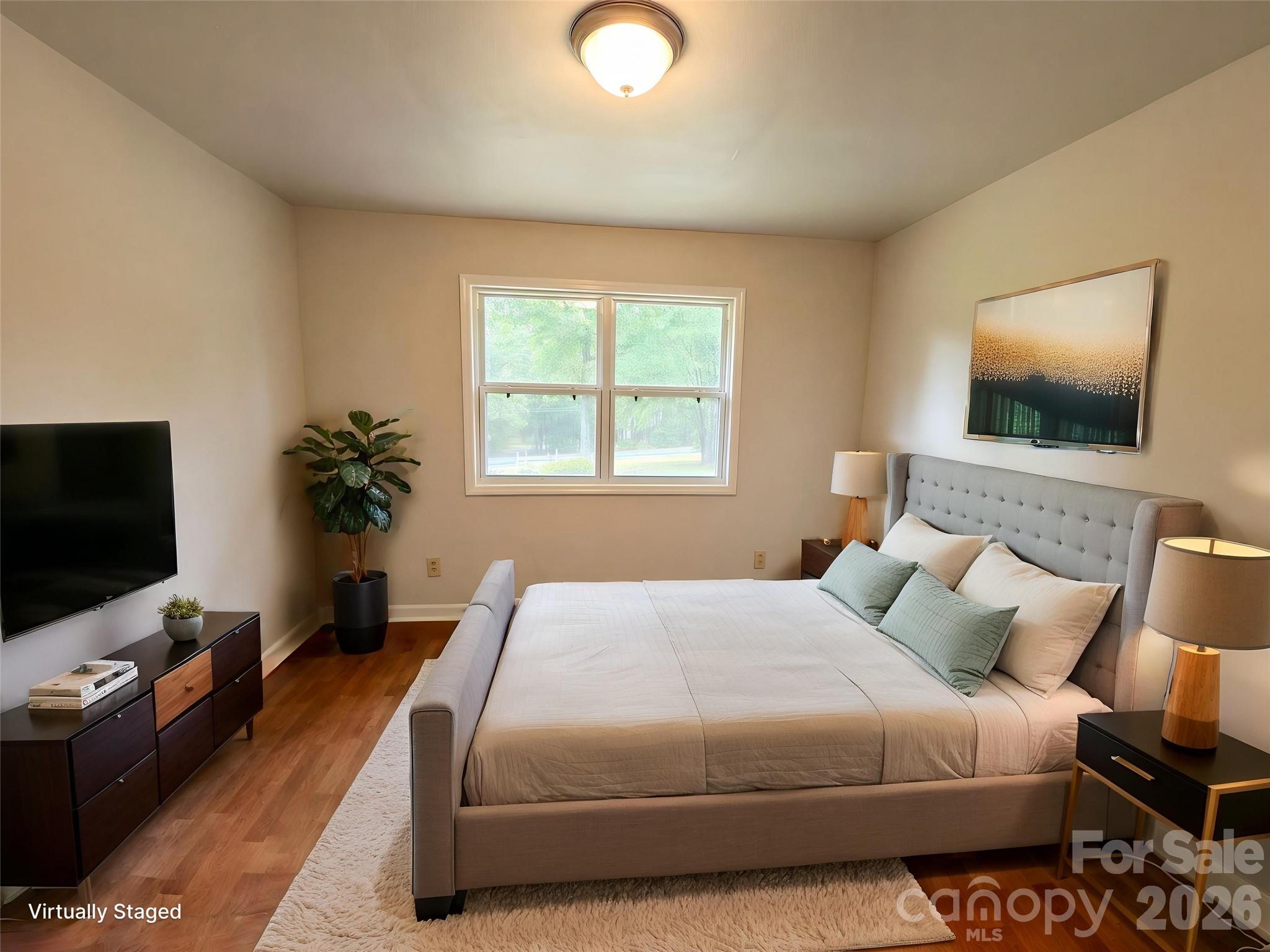 565 Rutledge Drive — Catawba