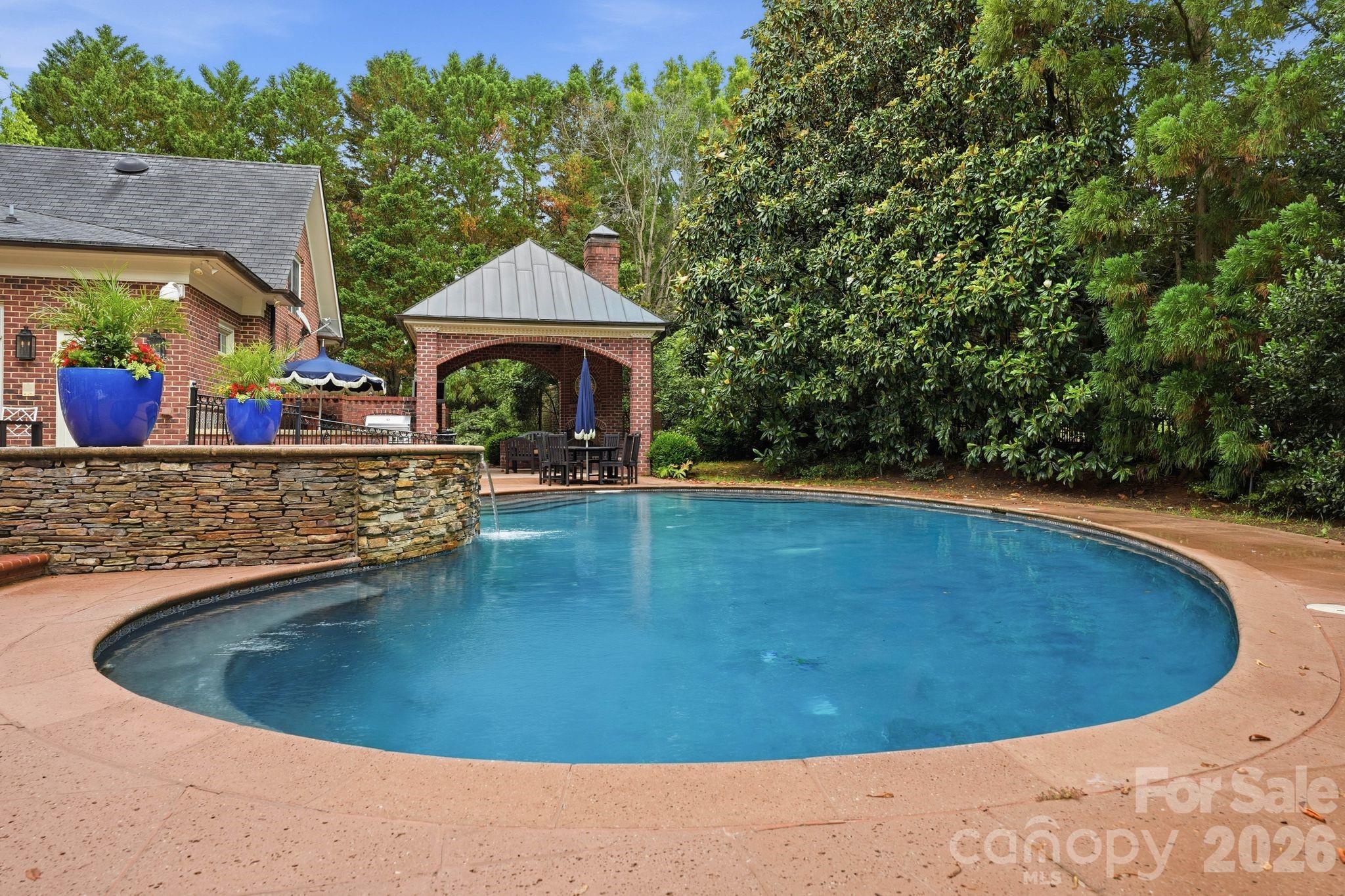 8700 Challis Farm Road — Charlotte