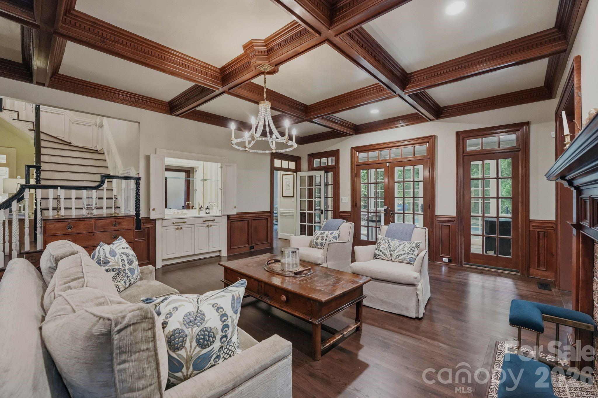 8700 Challis Farm Road — Charlotte
