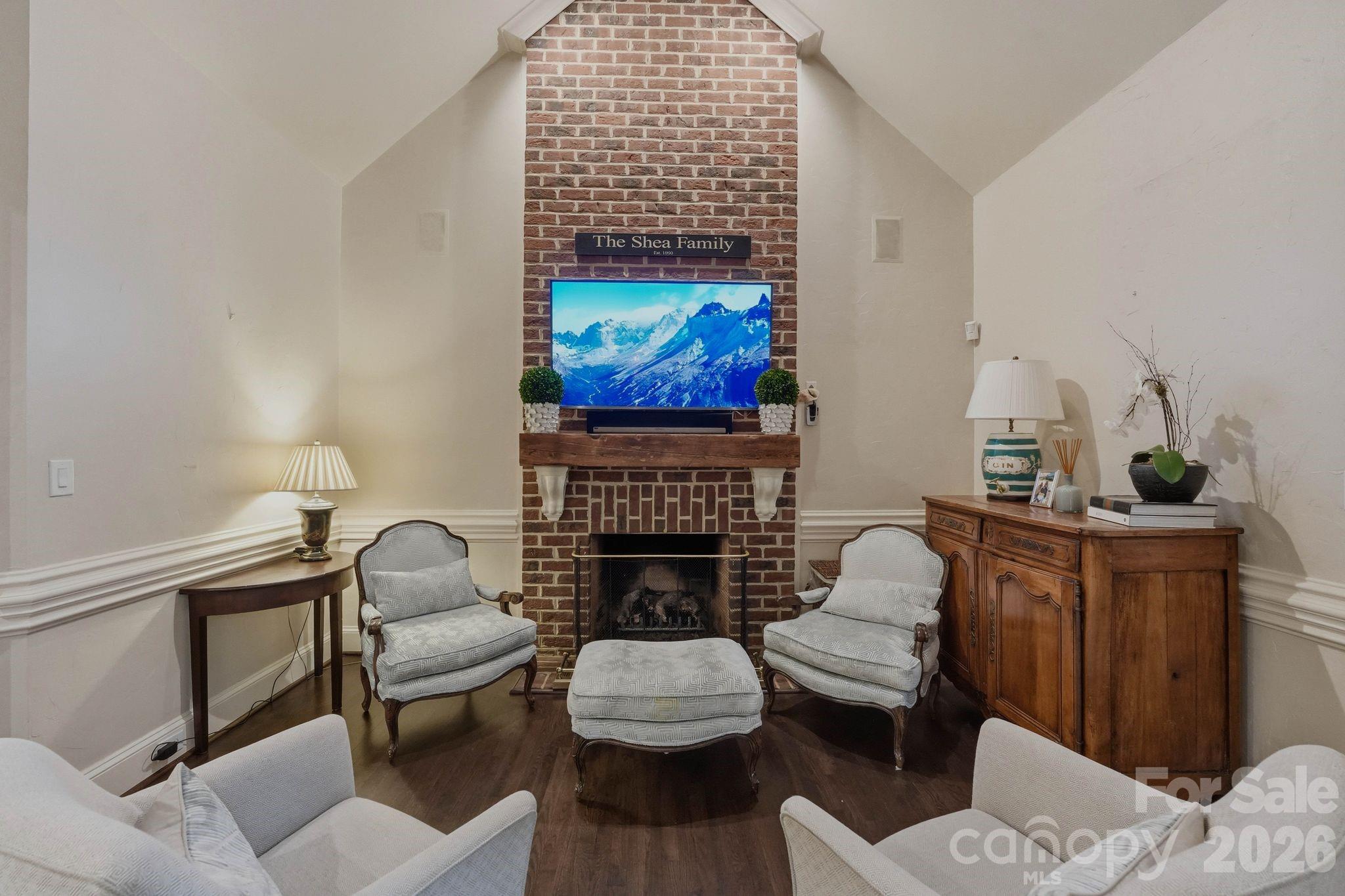 8700 Challis Farm Road — Charlotte