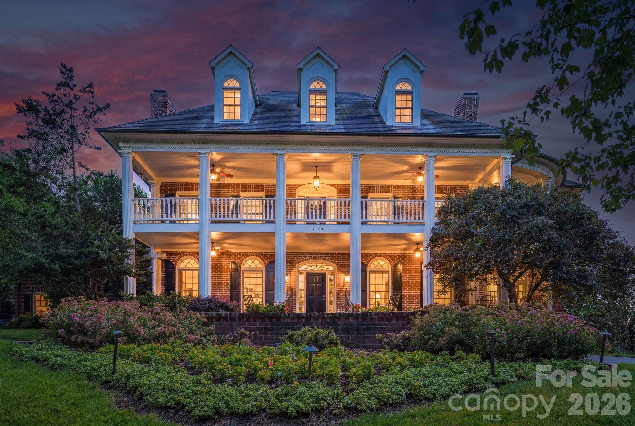 8700 Challis Farm Road — Charlotte