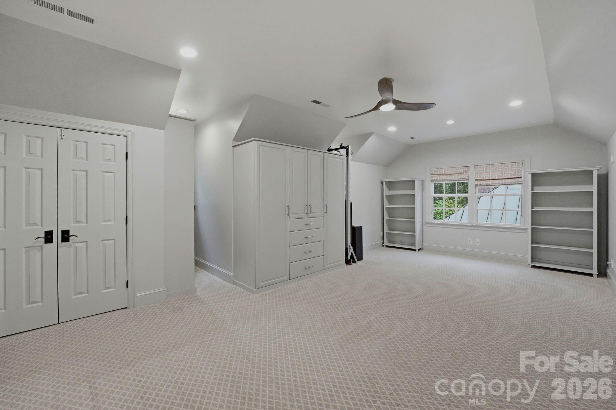 8700 Challis Farm Road — Charlotte