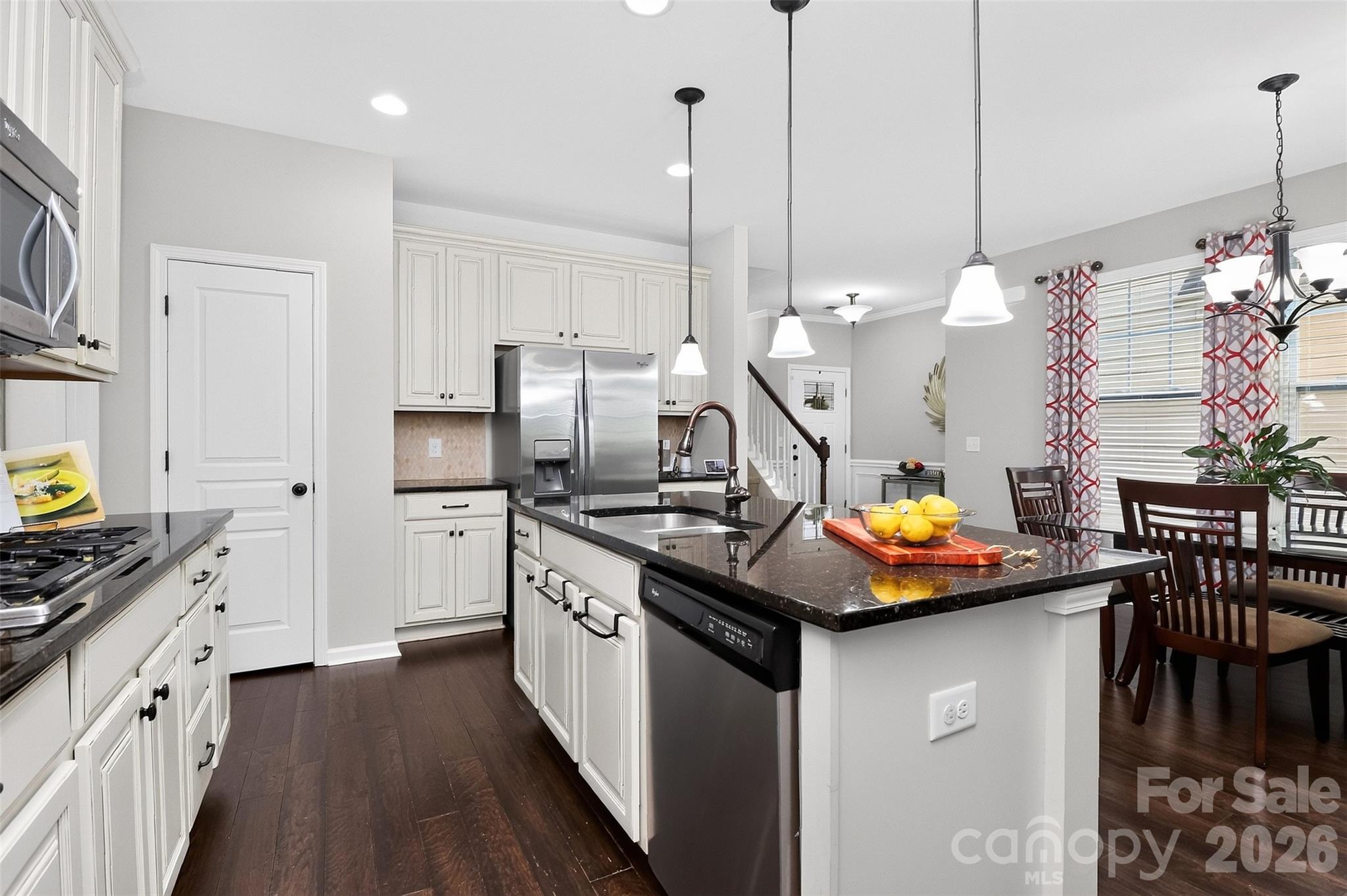 4540 Blackmuir Wood Circle — Charlotte