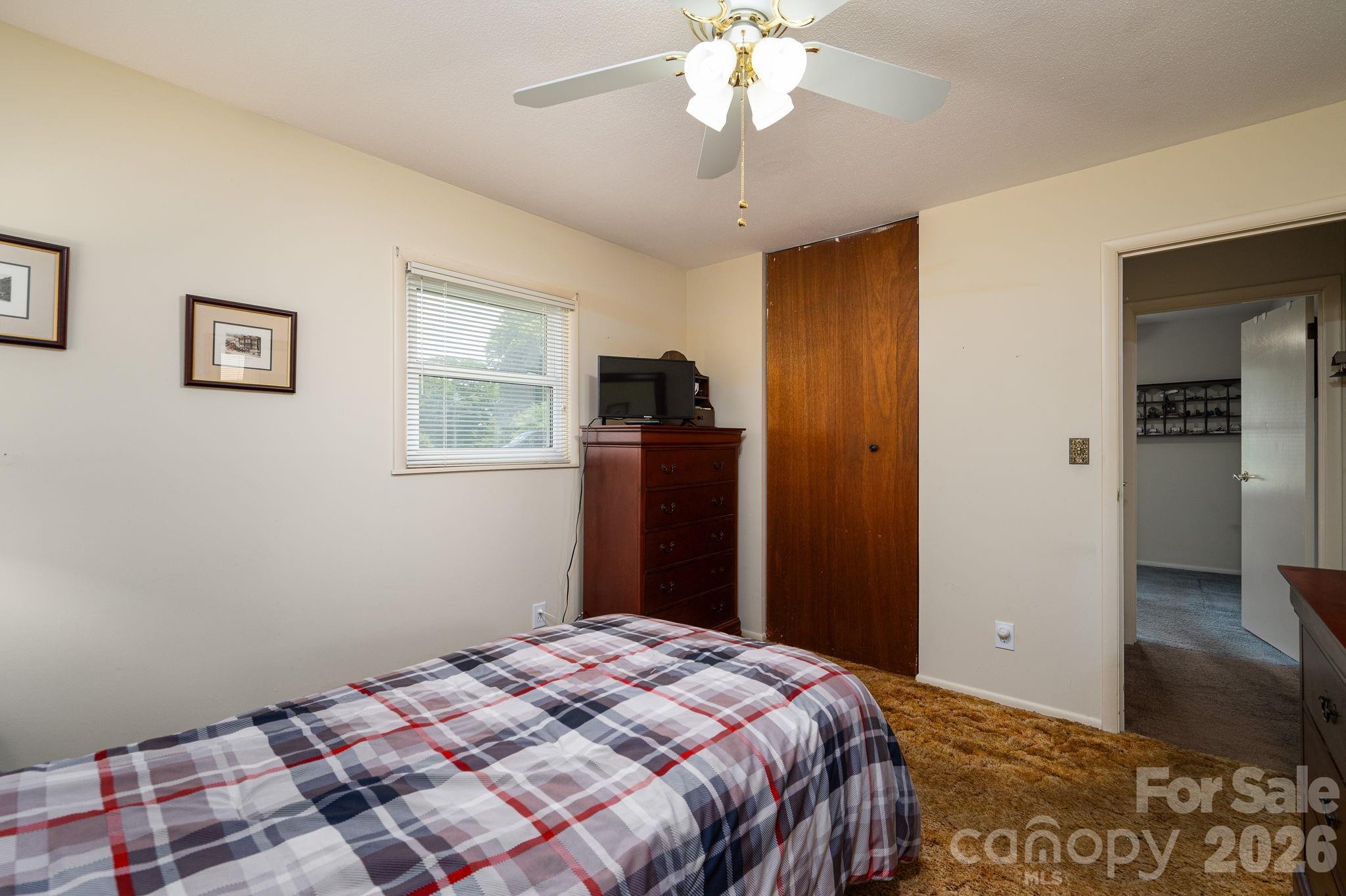 712 Crestwood Avenue — Gastonia