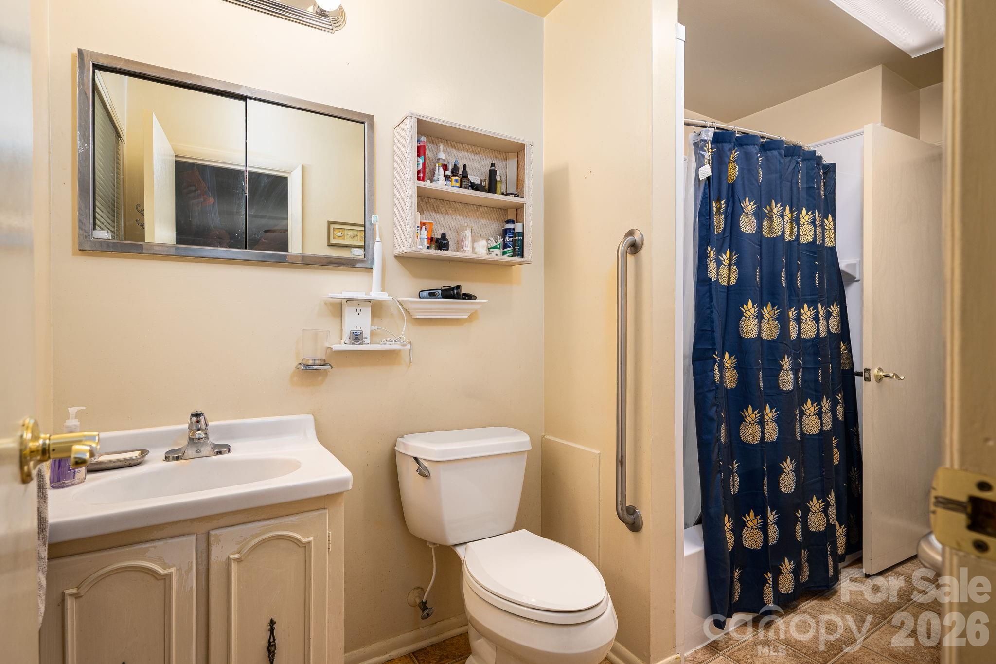 712 Crestwood Avenue — Gastonia