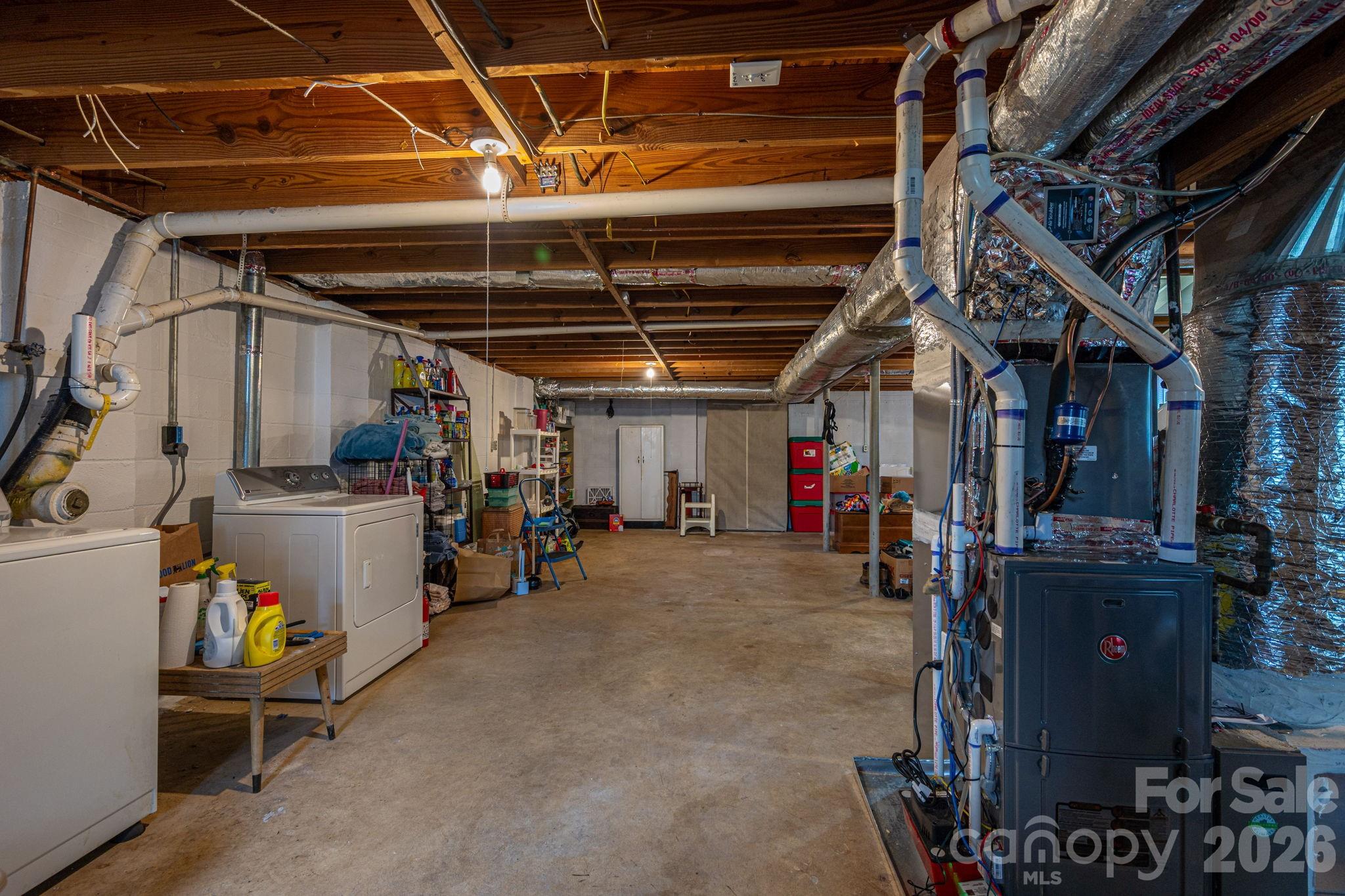 712 Crestwood Avenue — Gastonia