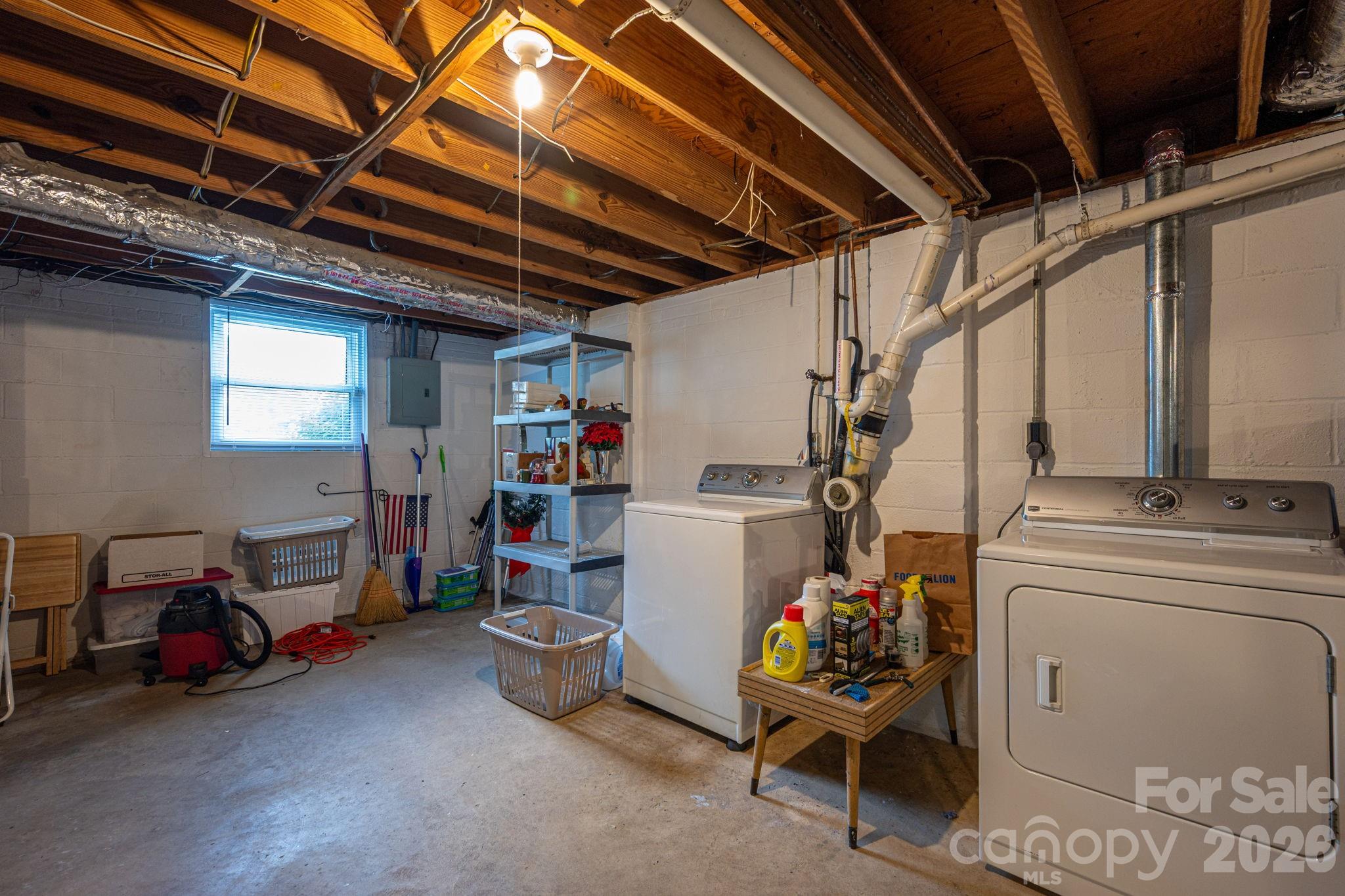 712 Crestwood Avenue — Gastonia