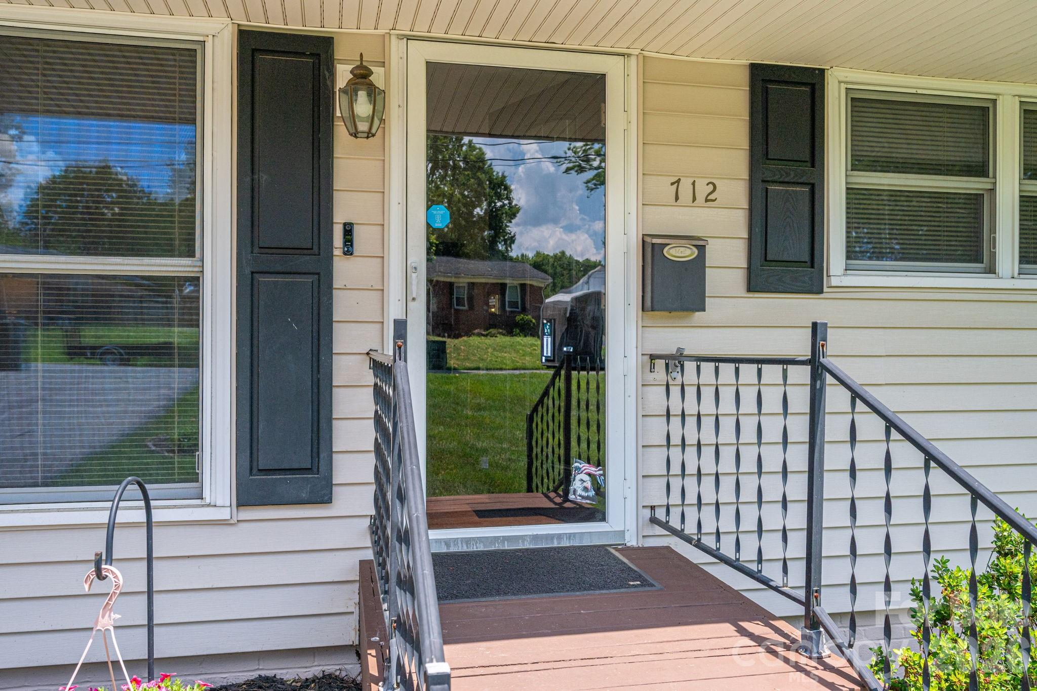 712 Crestwood Avenue — Gastonia