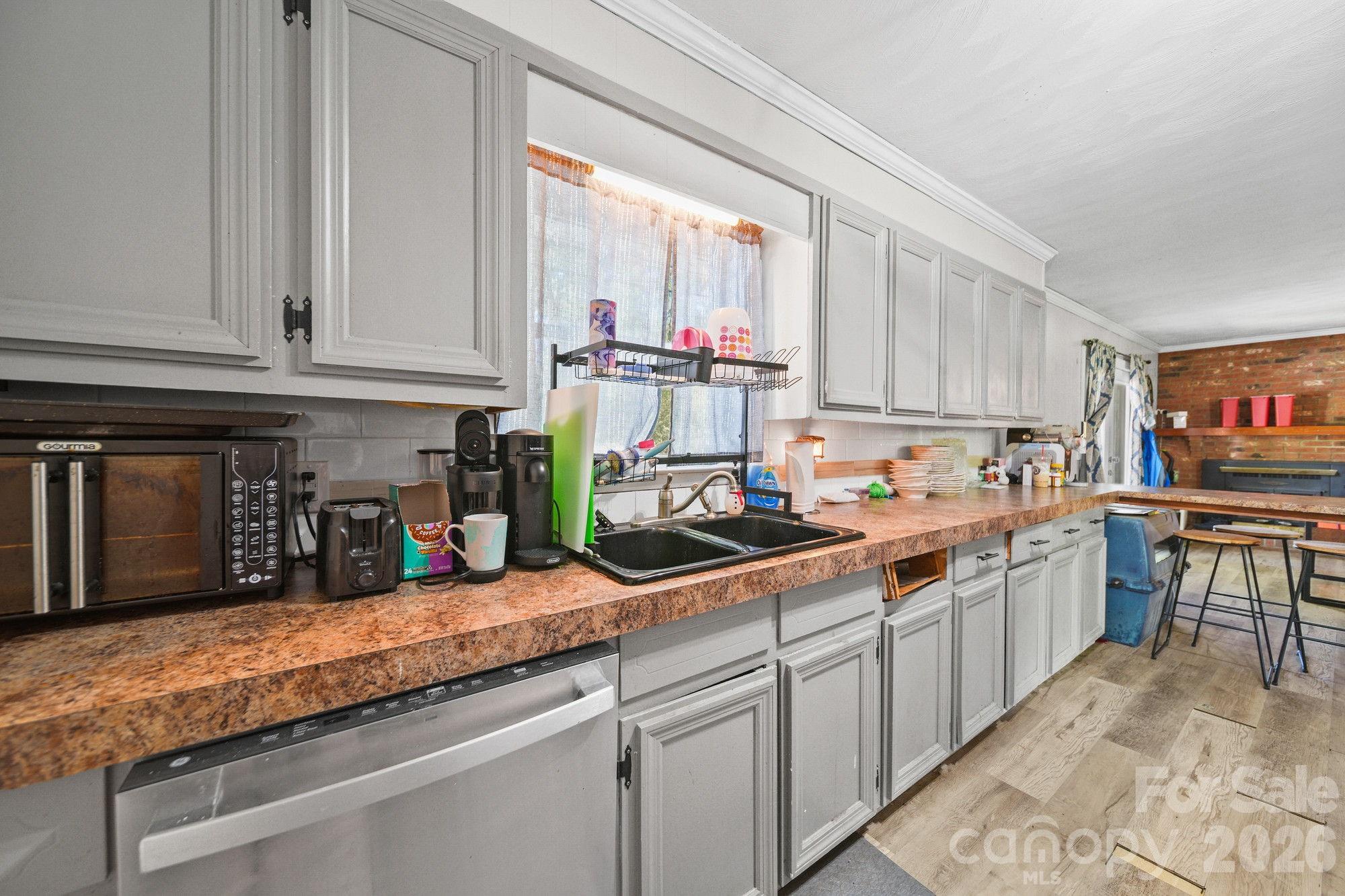 809 Elaine Drive — Albemarle