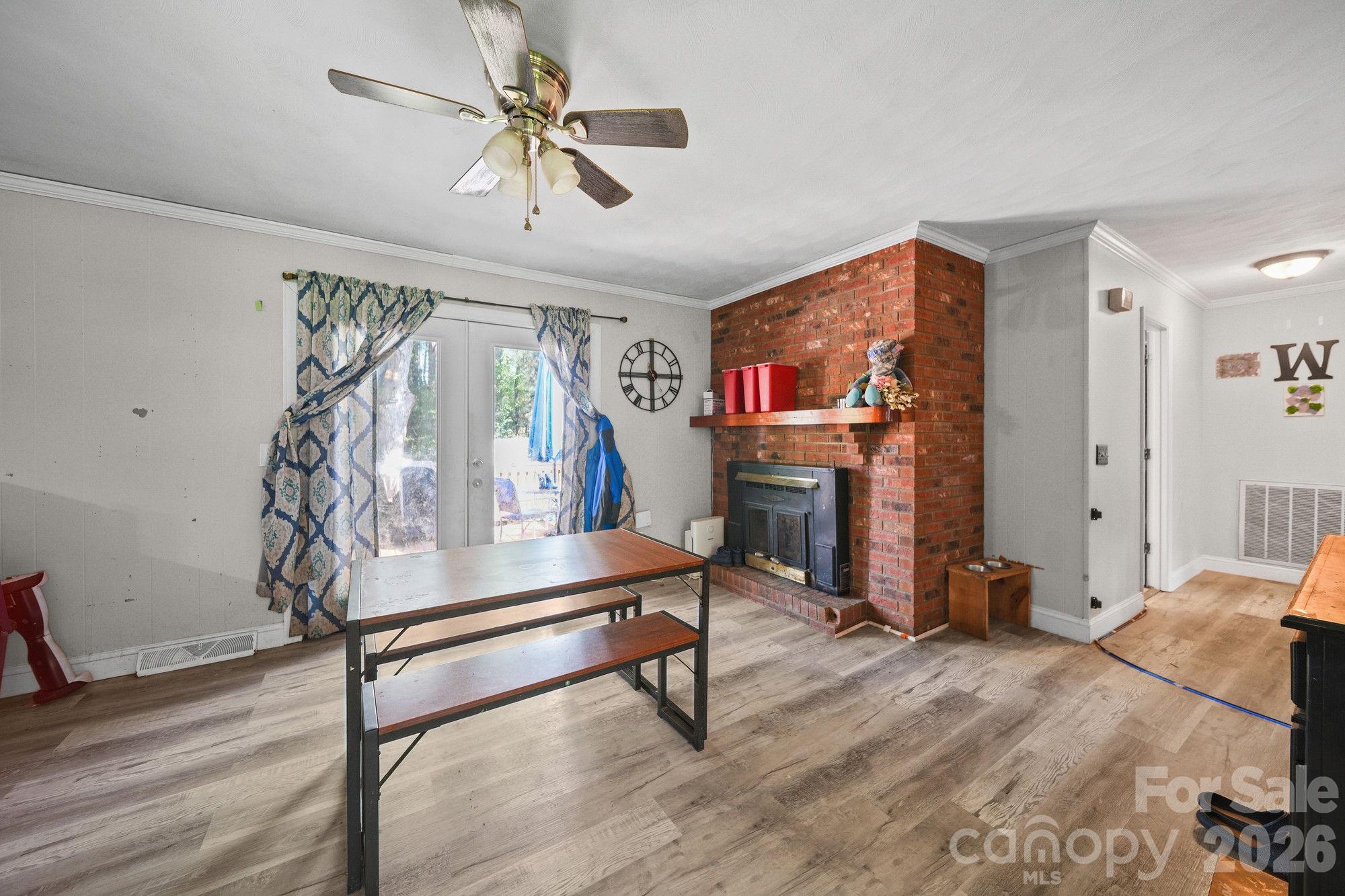 809 Elaine Drive — Albemarle