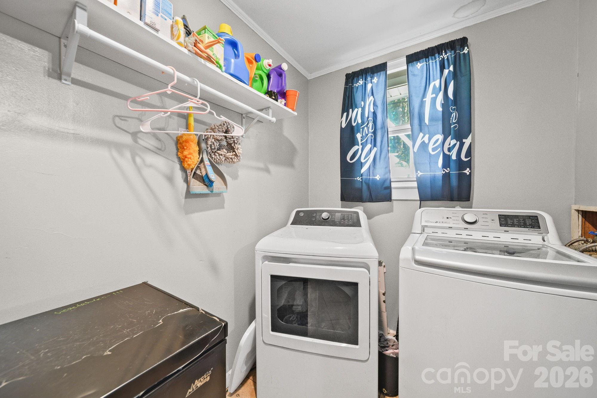 809 Elaine Drive — Albemarle