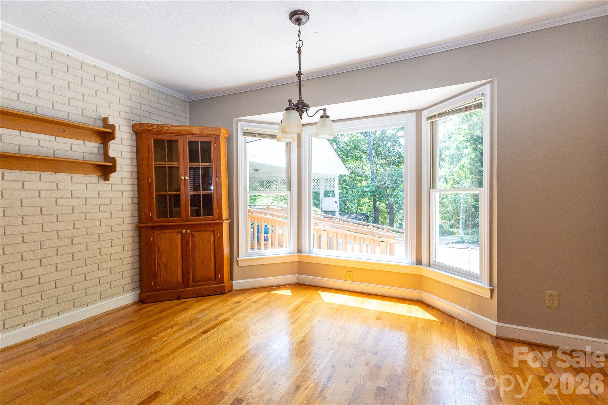 118 Amity Circle — Belmont