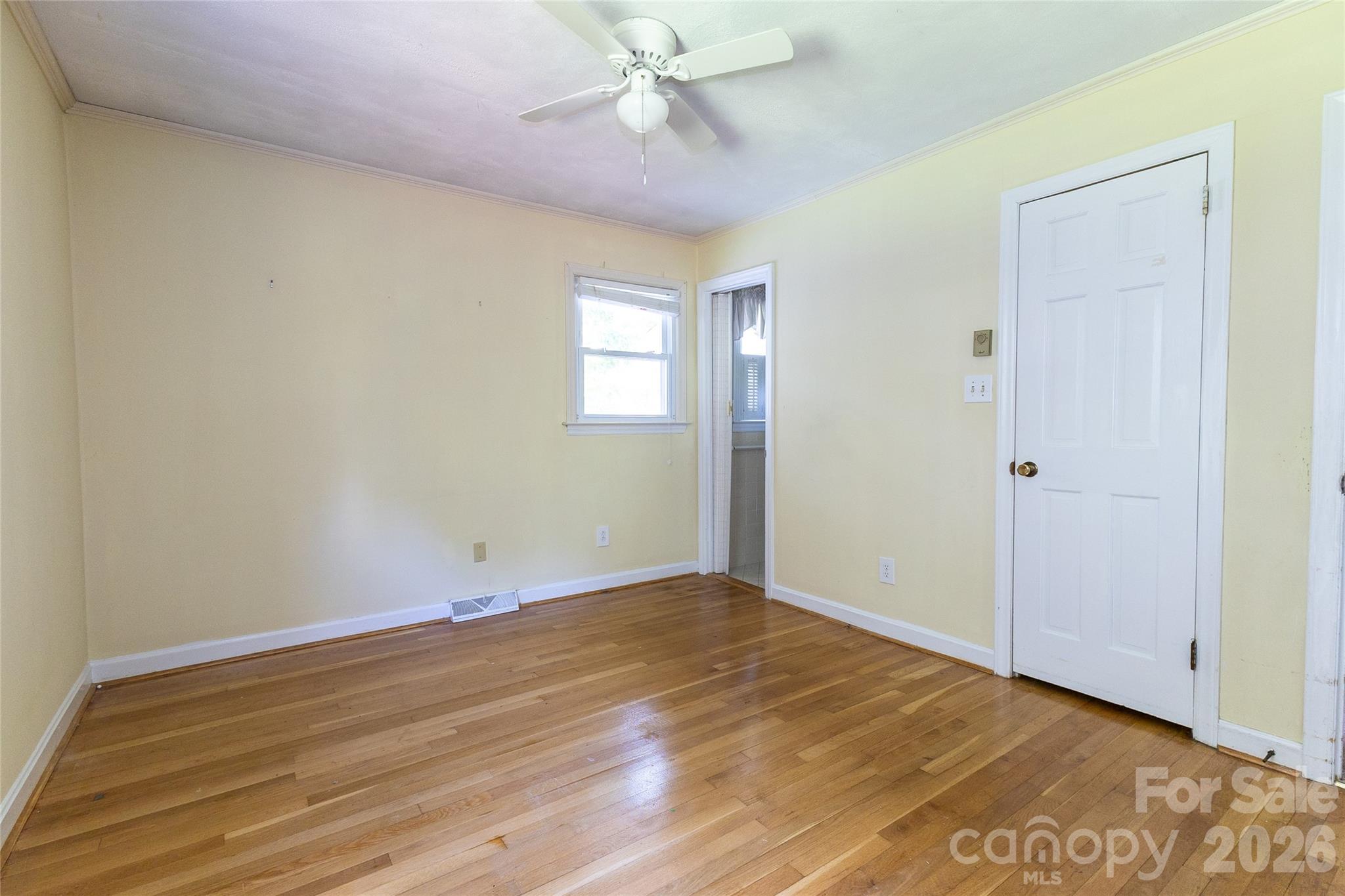 118 Amity Circle — Belmont