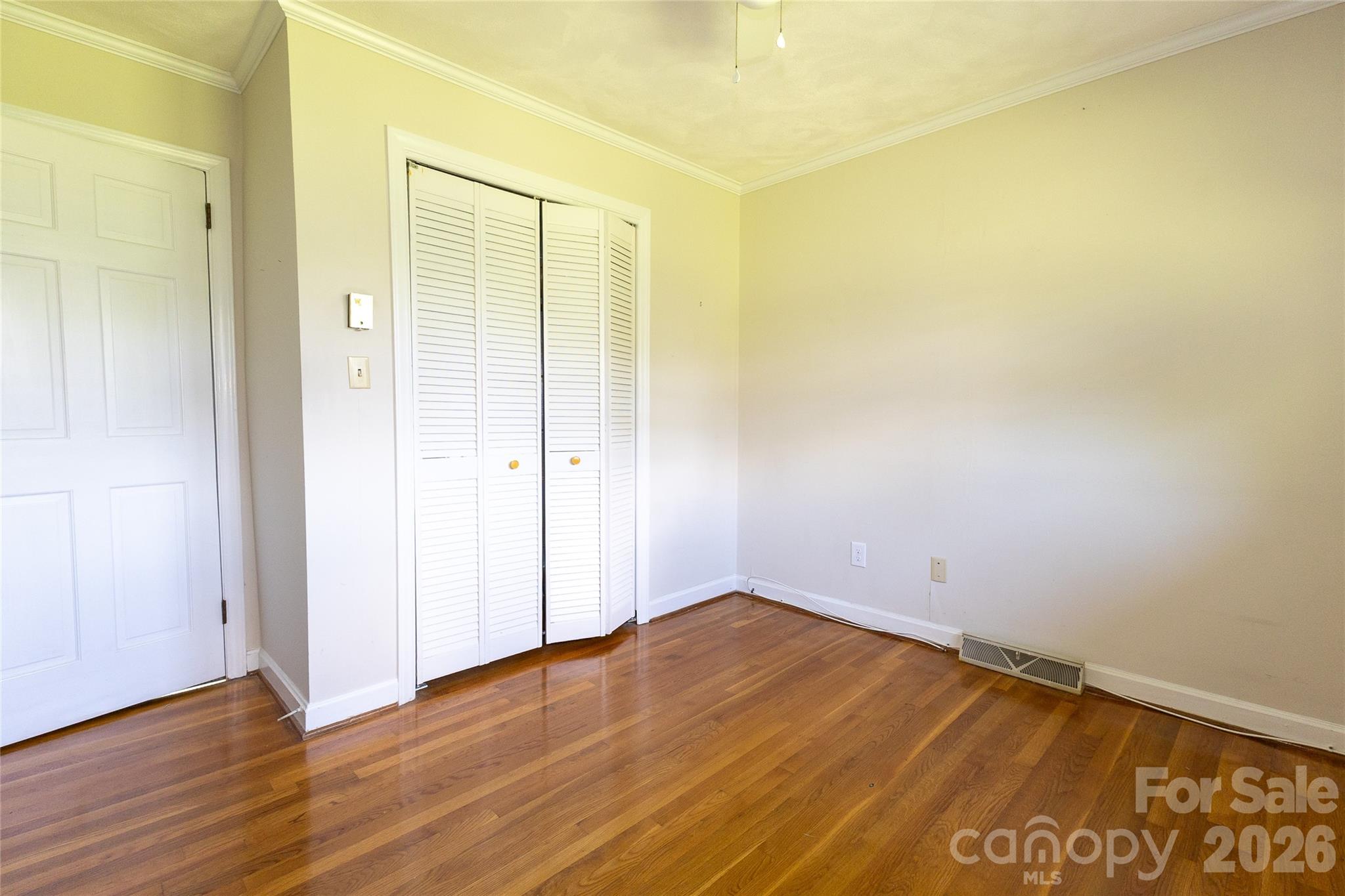 118 Amity Circle — Belmont