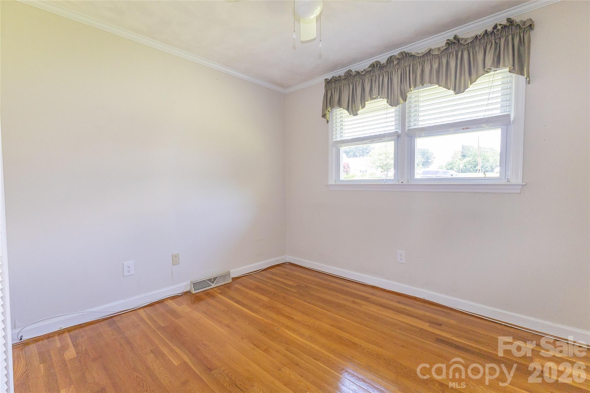 118 Amity Circle — Belmont
