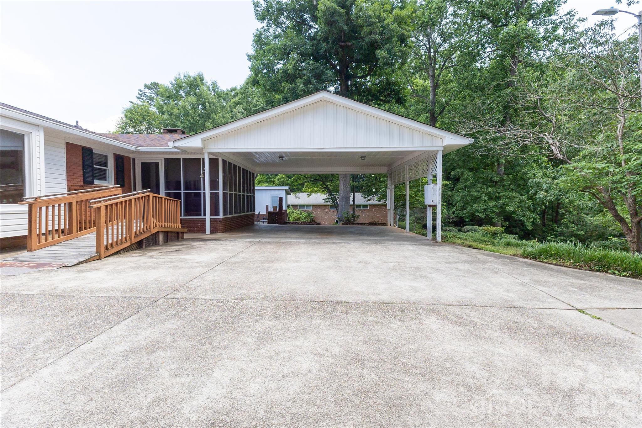 118 Amity Circle — Belmont