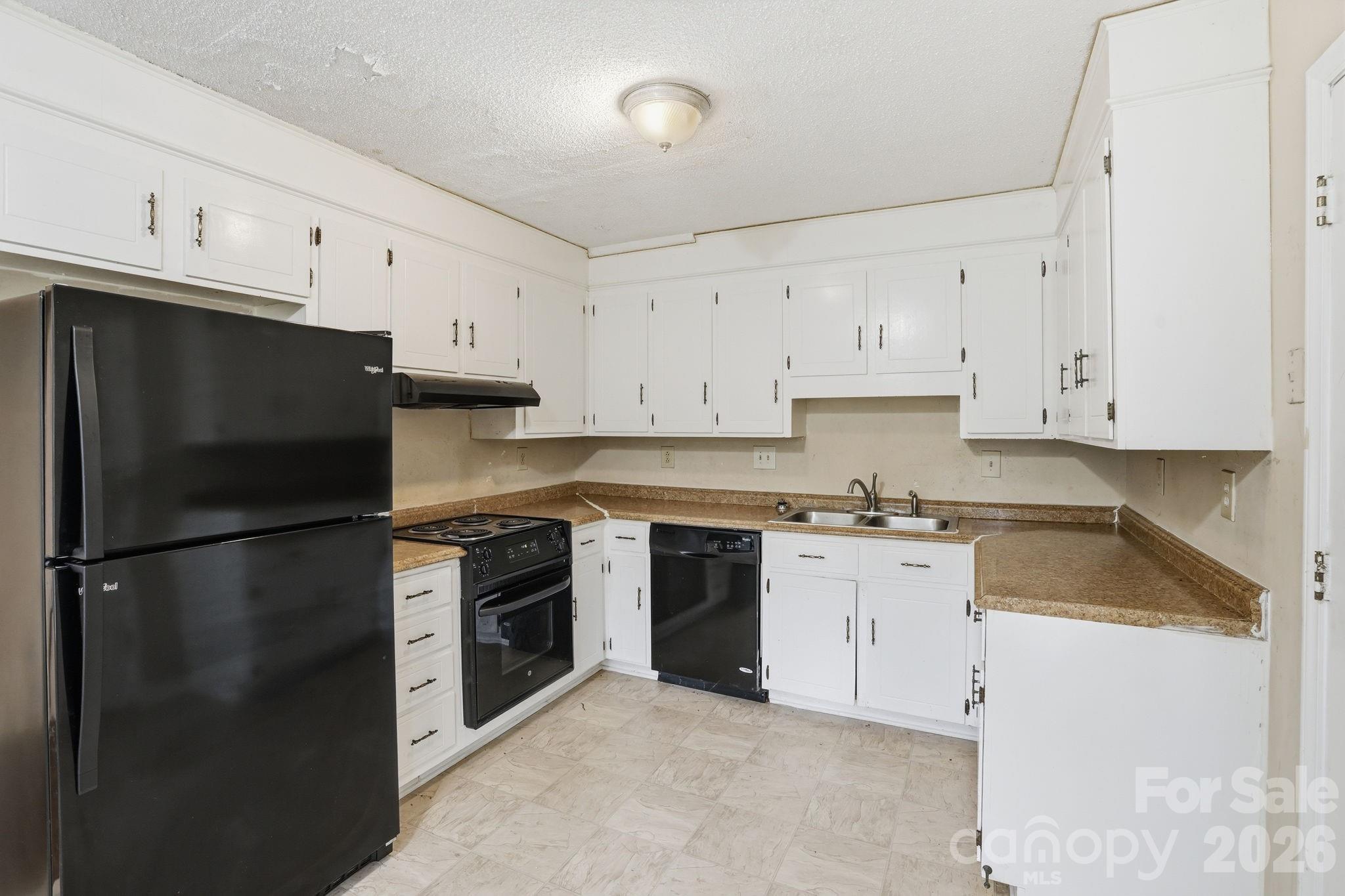 4459 Fair Springs Road — Charlotte