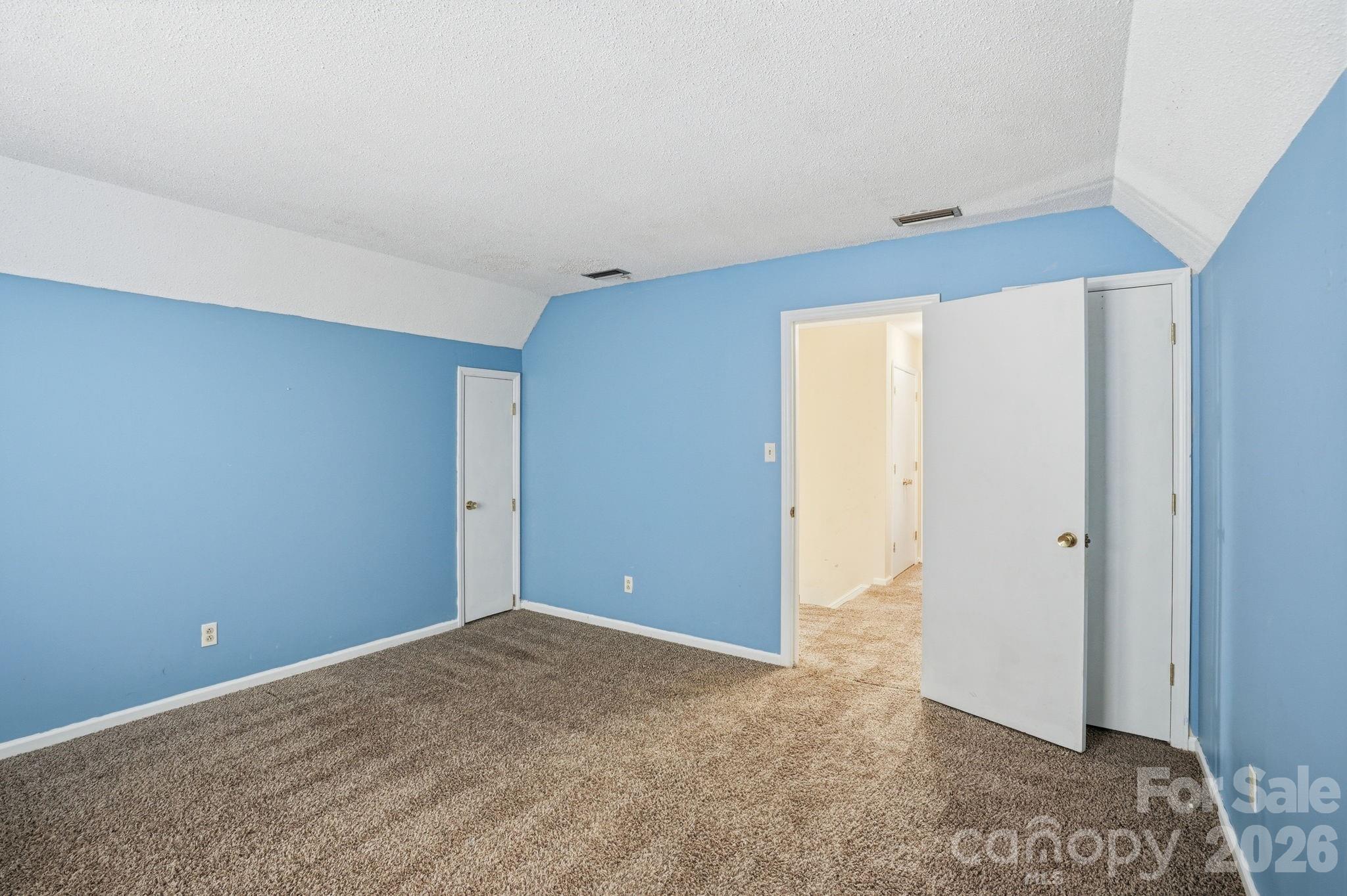 4459 Fair Springs Road — Charlotte