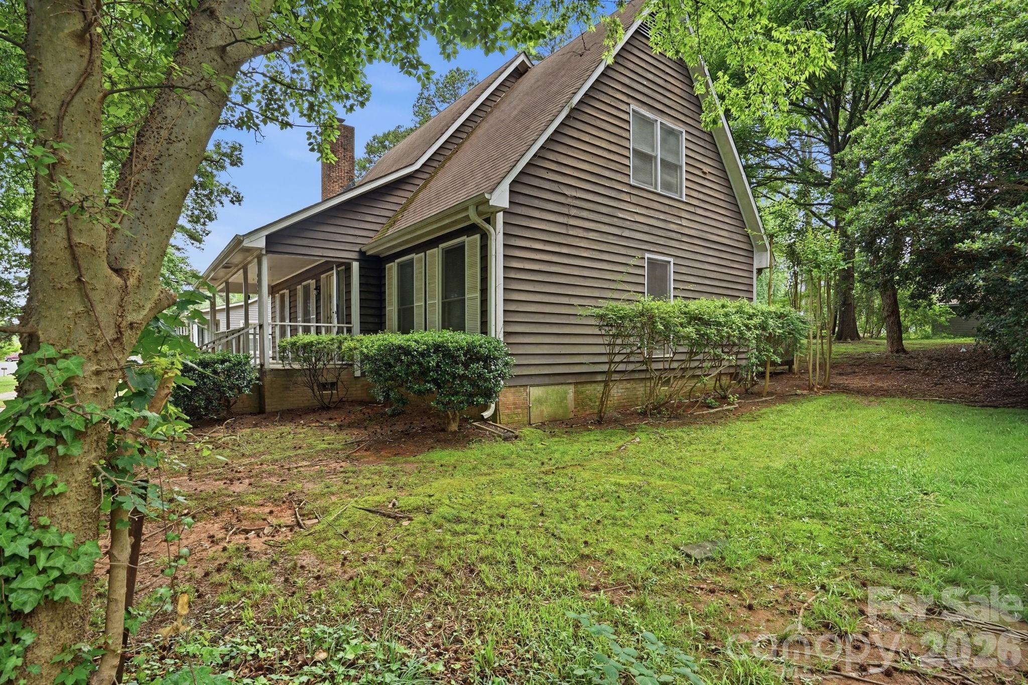 4459 Fair Springs Road — Charlotte