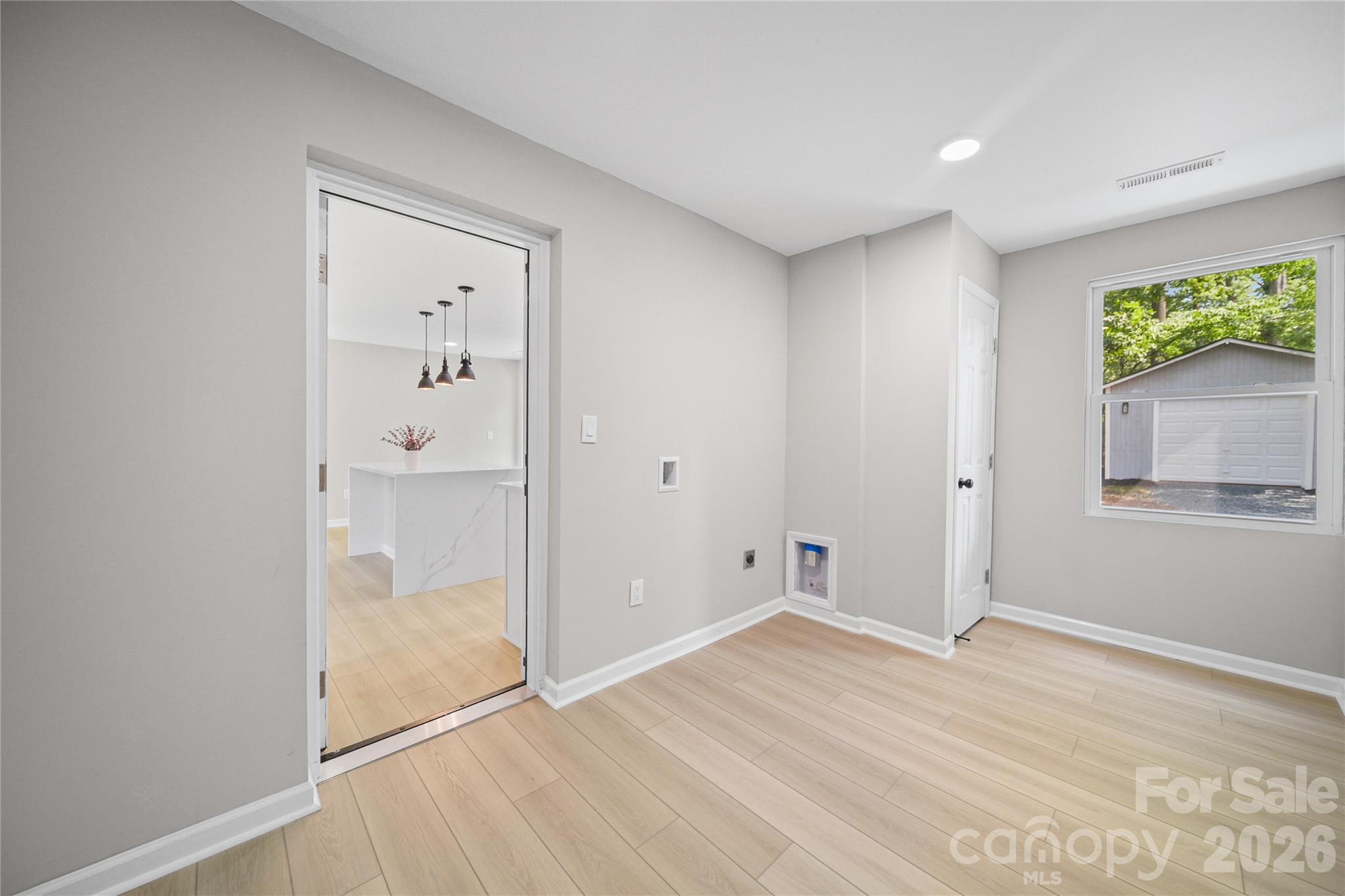 1421 Tyvola Road — Charlotte
