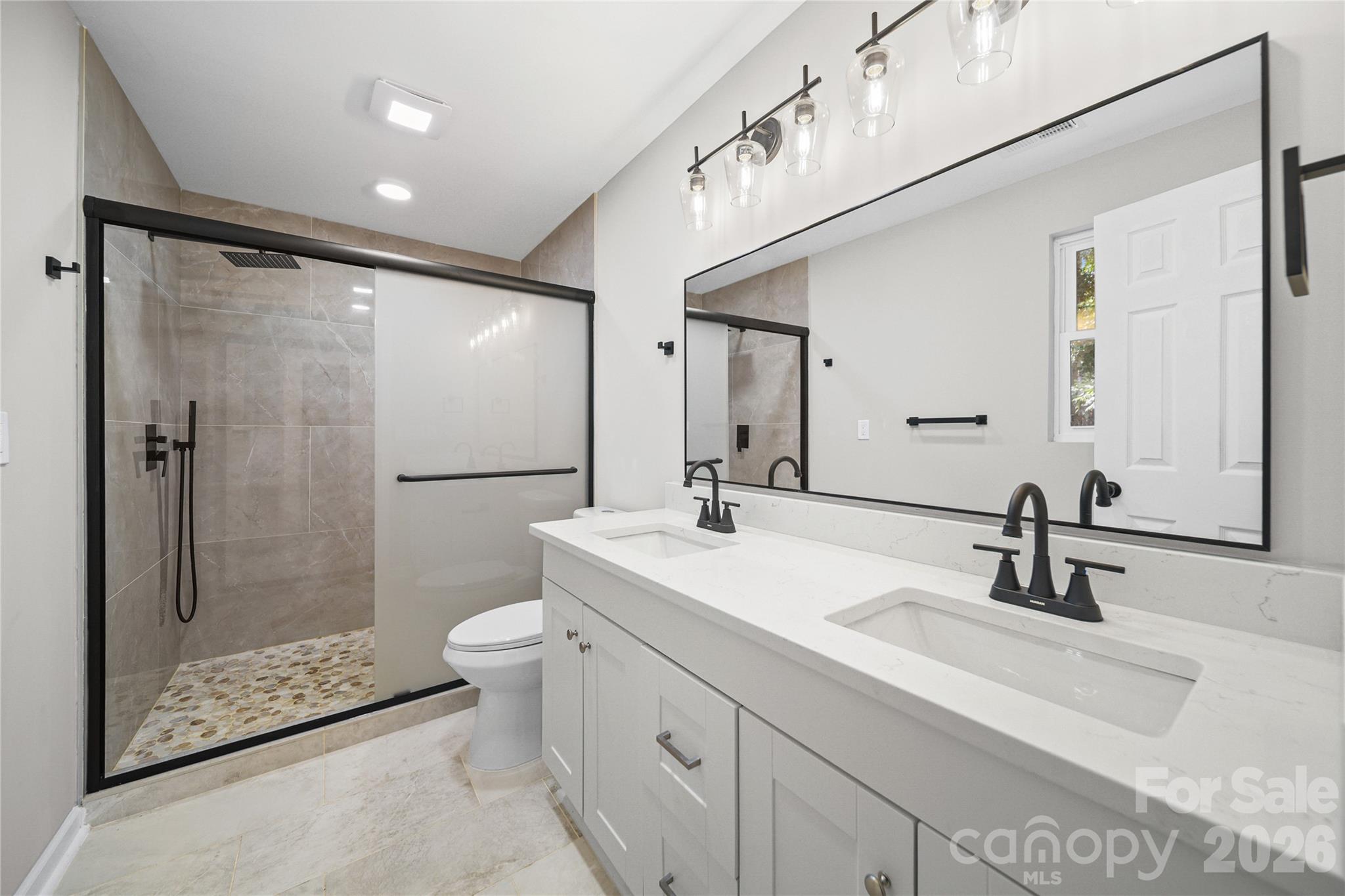 1421 Tyvola Road — Charlotte
