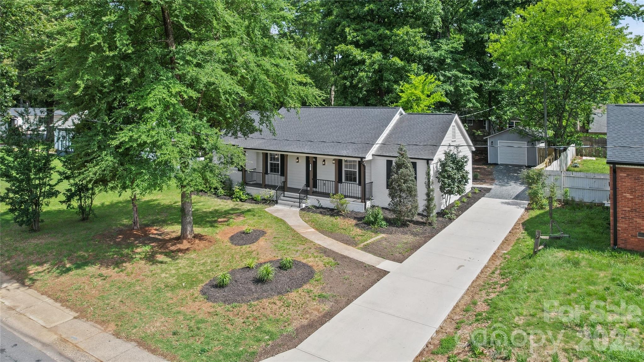 1421 Tyvola Road — Charlotte