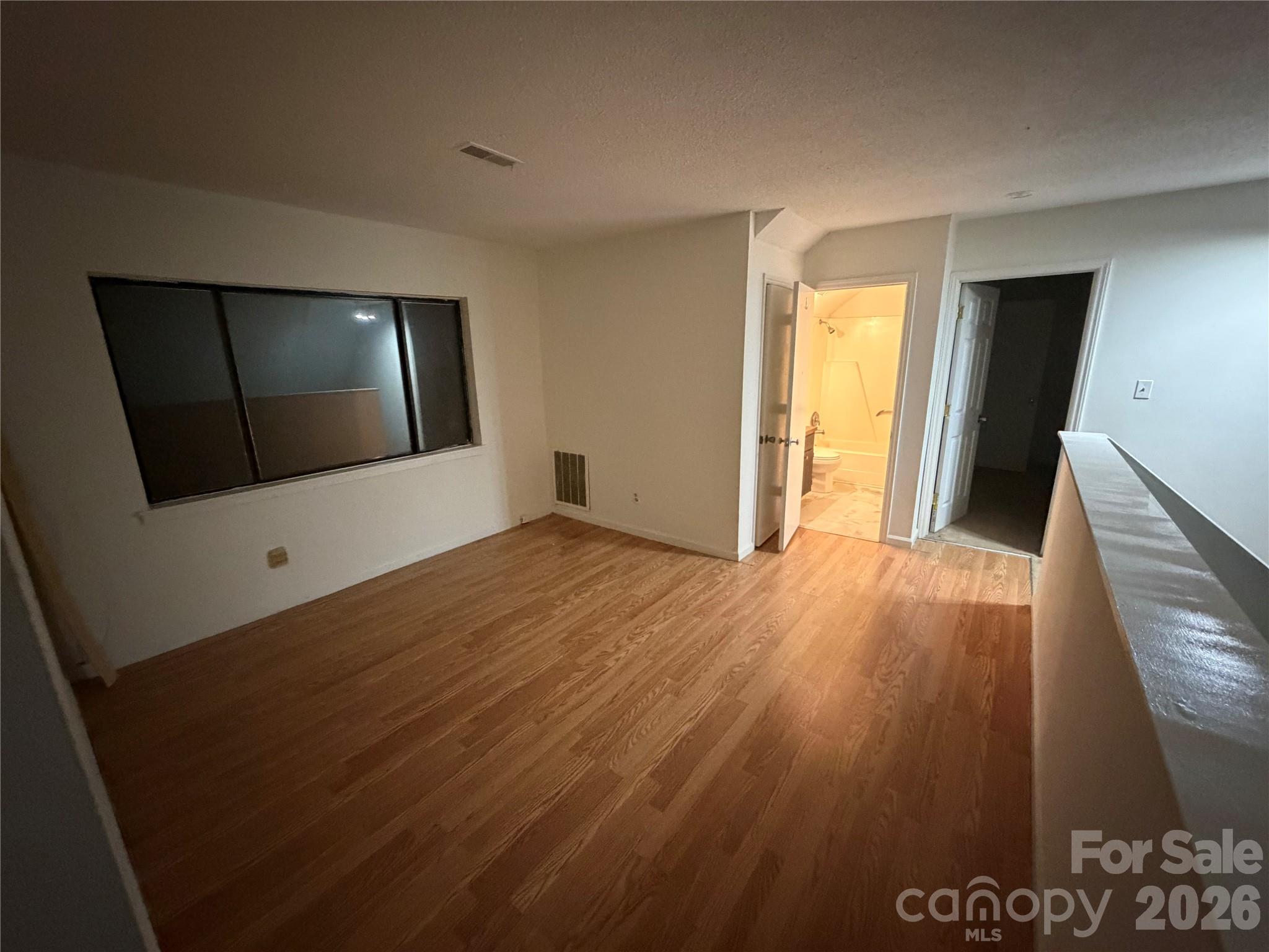 8401 Barncliff Road — Charlotte