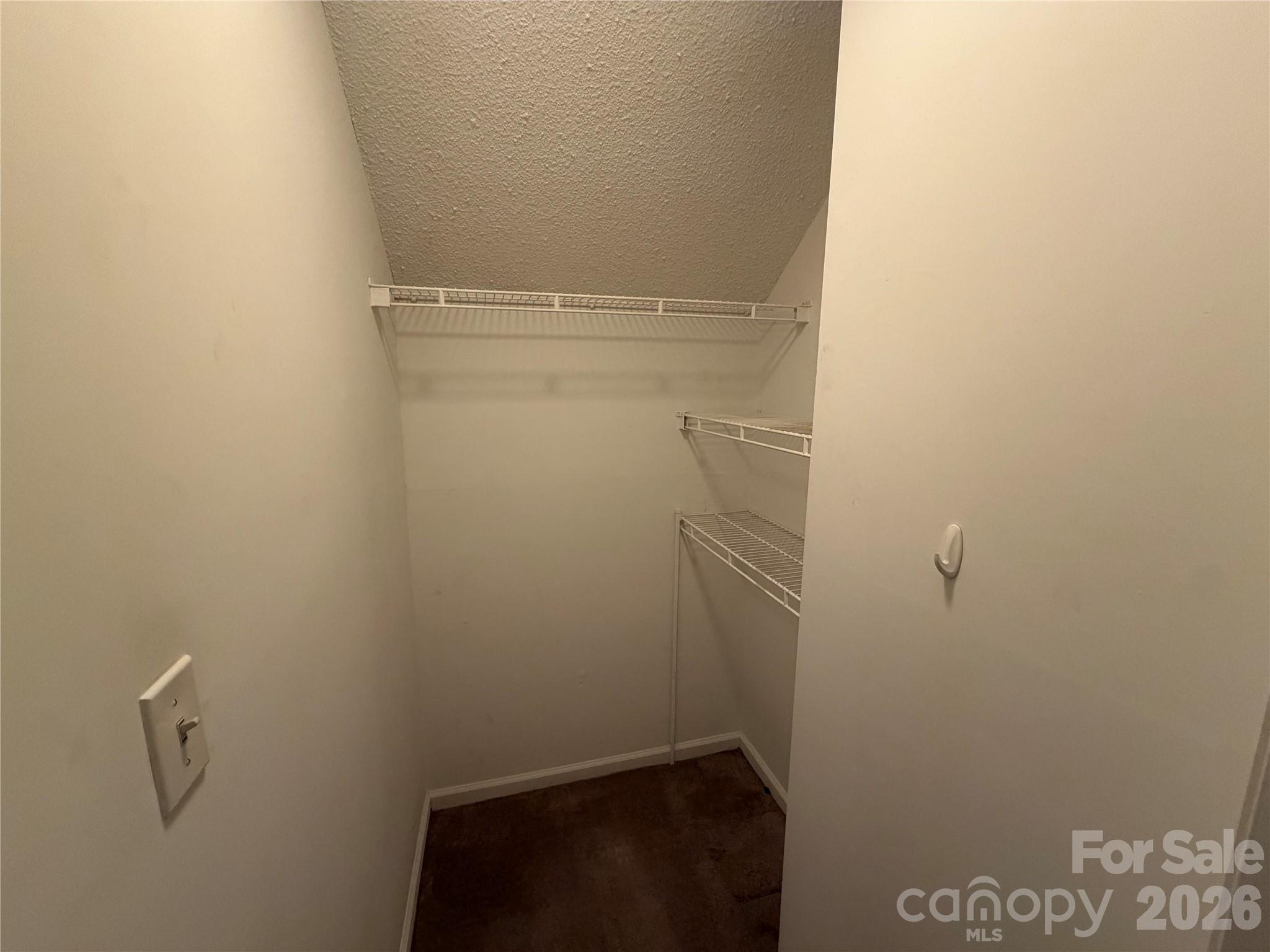 8401 Barncliff Road — Charlotte